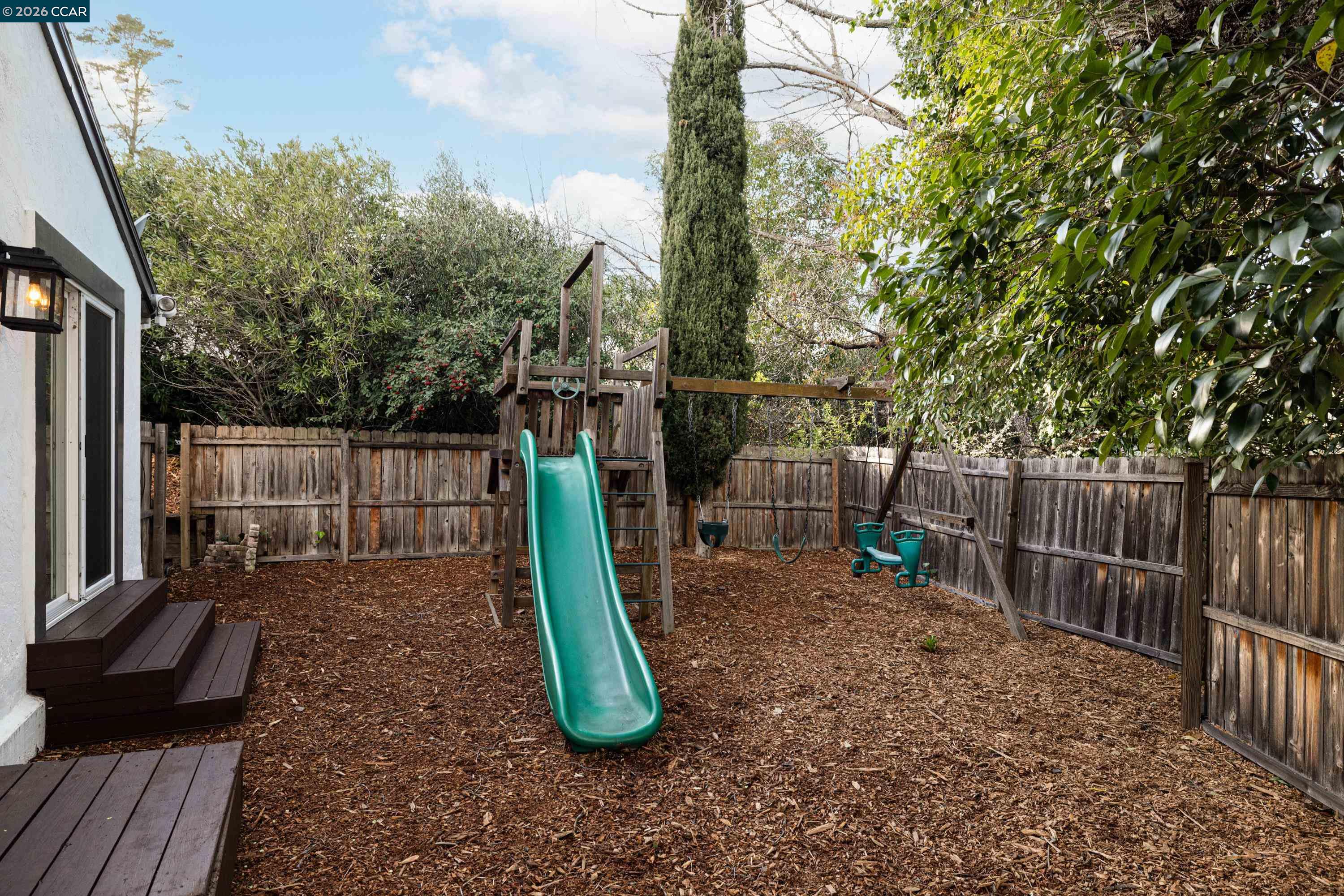 Detail Gallery Image 37 of 44 For 2080 Essenay Ave, Walnut Creek,  CA 94597 - 3 Beds | 2 Baths