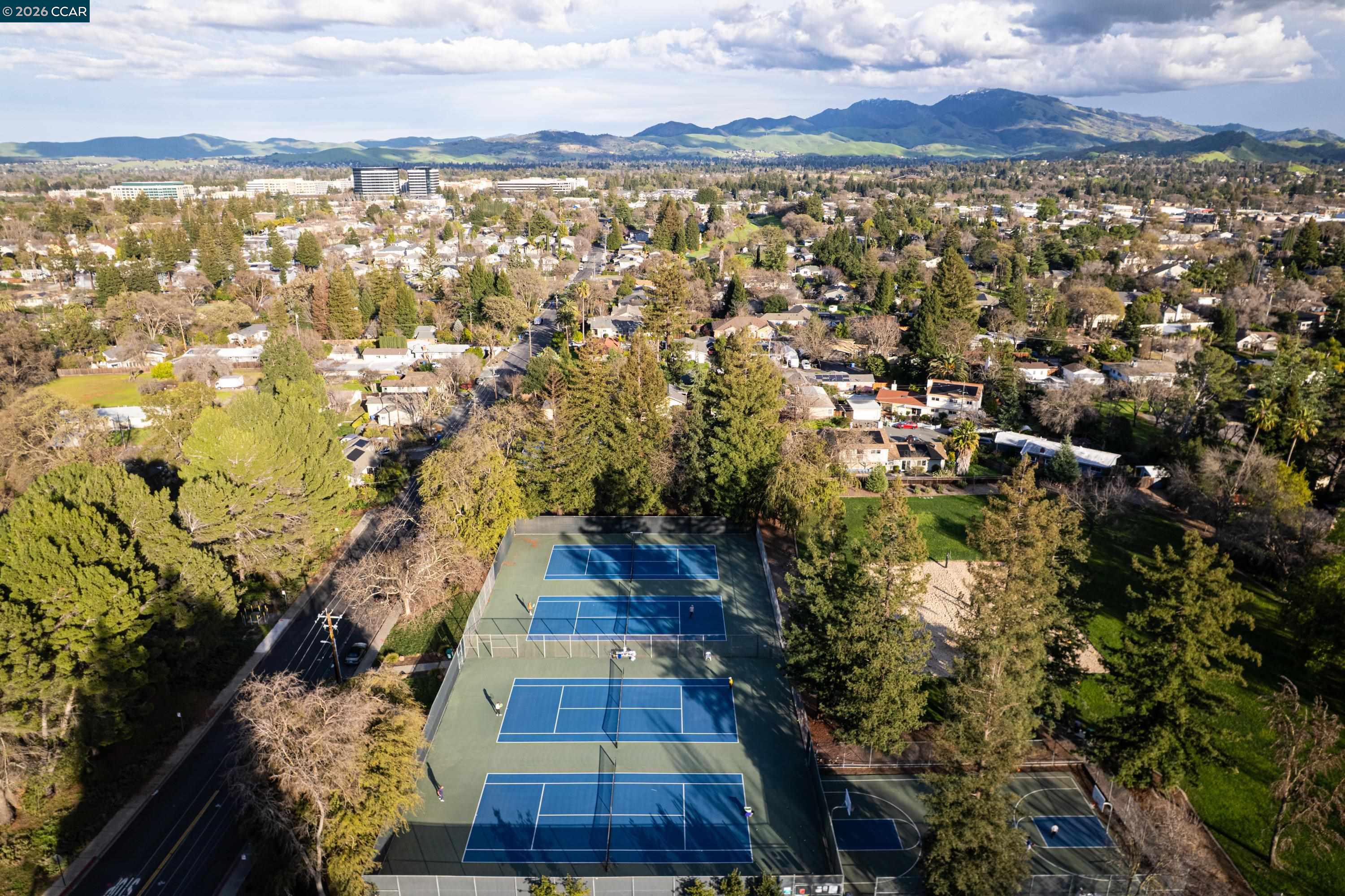 Detail Gallery Image 43 of 44 For 2080 Essenay Ave, Walnut Creek,  CA 94597 - 3 Beds | 2 Baths