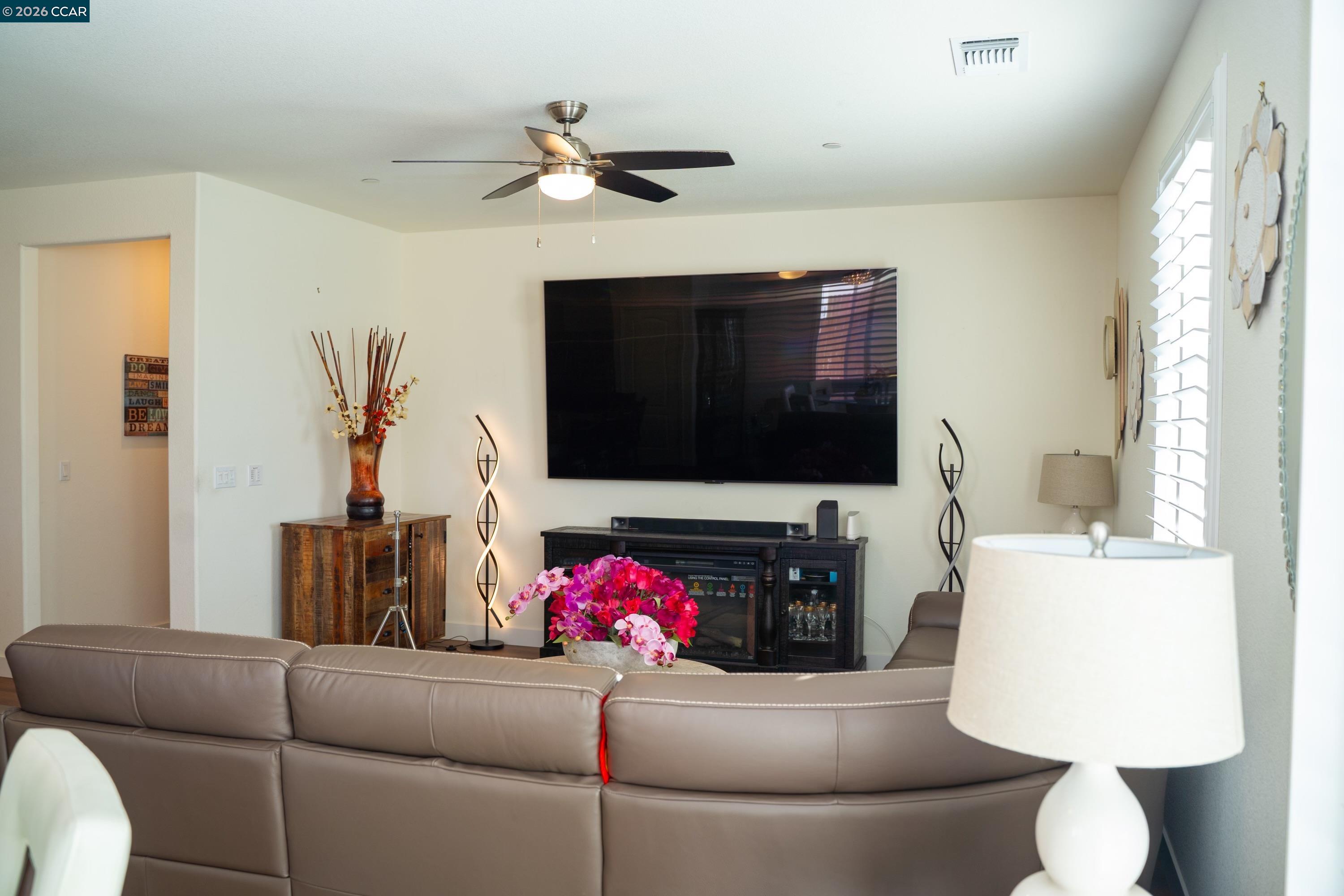 Detail Gallery Image 3 of 13 For 4435 Mccormack Rd, Rio Vista,  CA 94571 - 3 Beds | 2 Baths