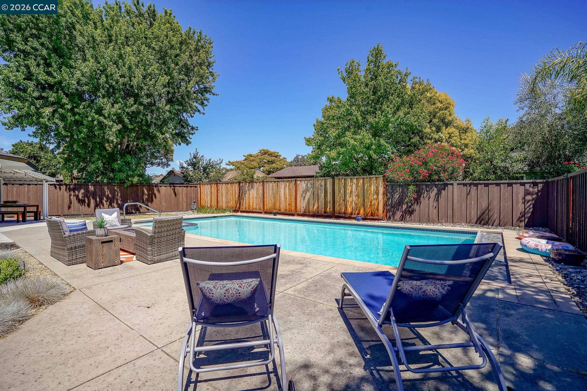 Detail Gallery Image 19 of 25 For 69 Fordham Ct, Pleasant Hill,  CA 94523 - 3 Beds | 2 Baths