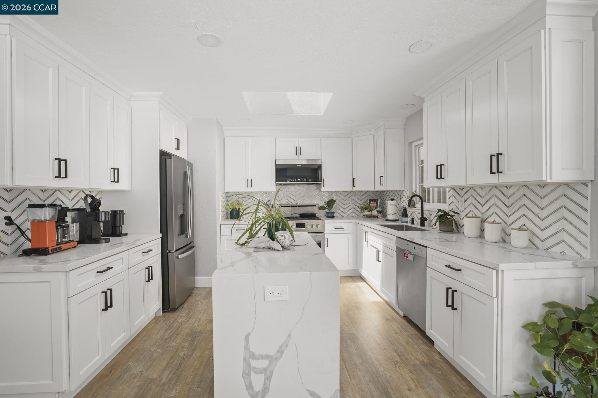 Detail Gallery Image 5 of 25 For 69 Fordham Ct, Pleasant Hill,  CA 94523 - 3 Beds | 2 Baths