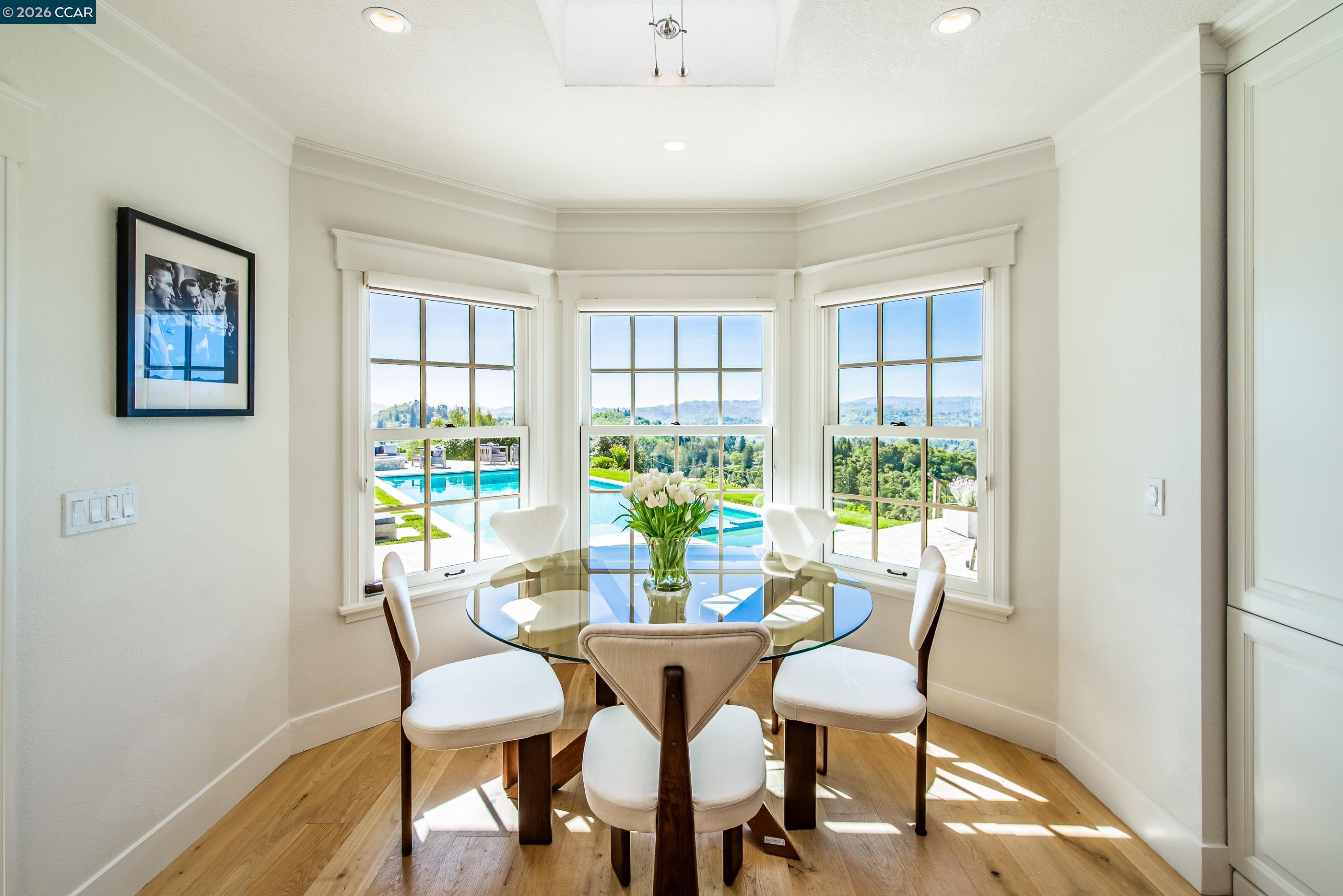 Detail Gallery Image 13 of 59 For 33 Deer Trail, Lafayette,  CA 94549 - 6 Beds | 4/1 Baths