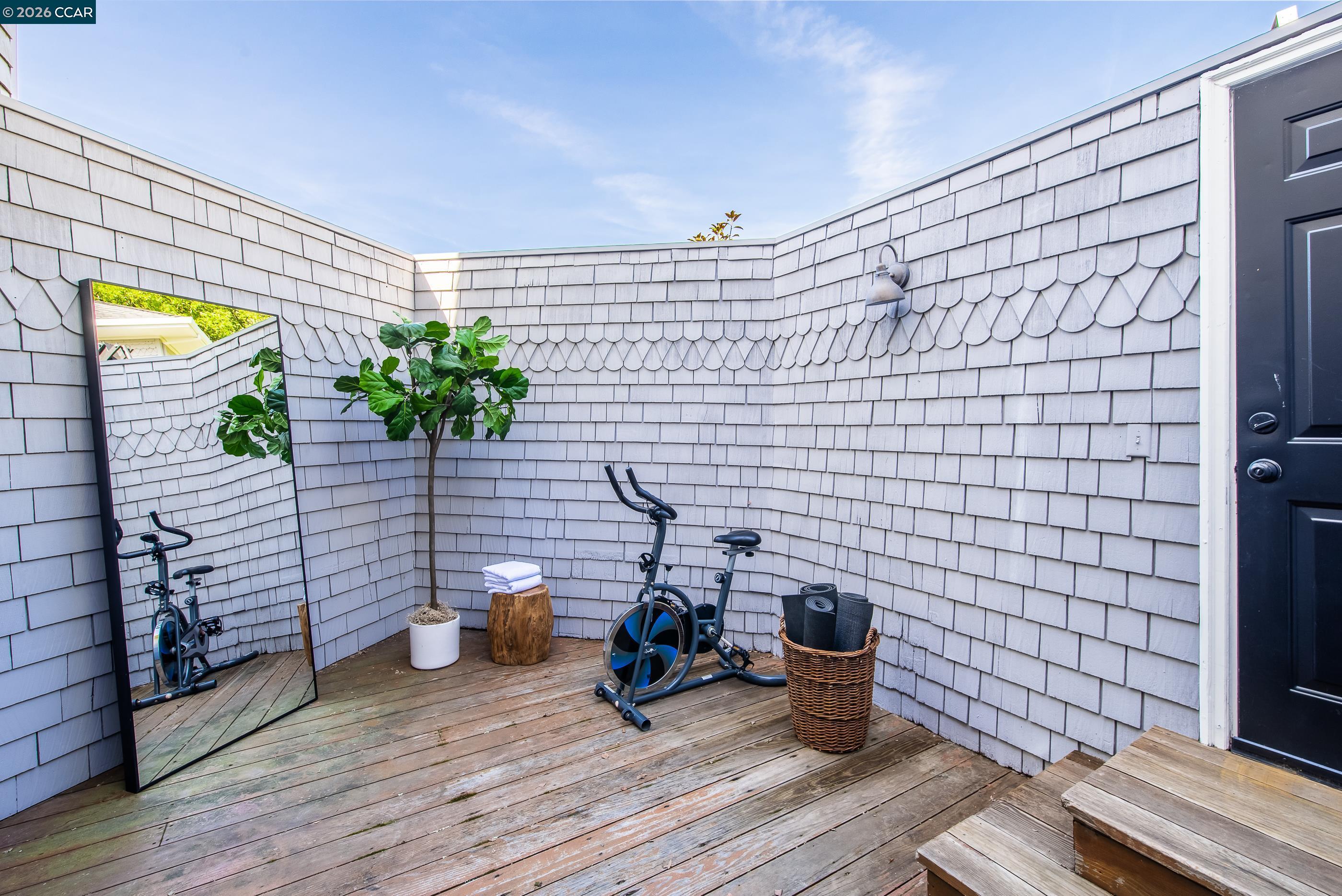 Detail Gallery Image 27 of 59 For 33 Deer Trail, Lafayette,  CA 94549 - 6 Beds | 4/1 Baths