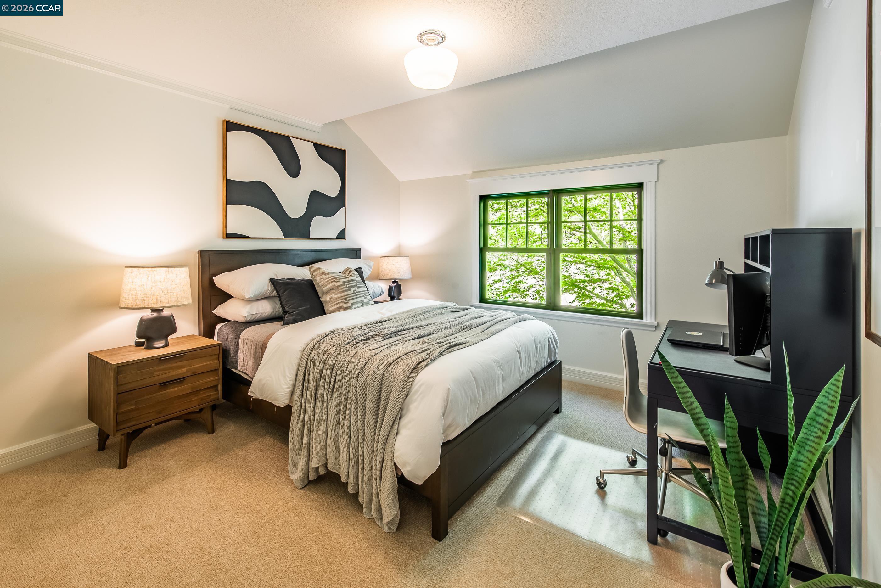 Detail Gallery Image 35 of 59 For 33 Deer Trail, Lafayette,  CA 94549 - 6 Beds | 4/1 Baths