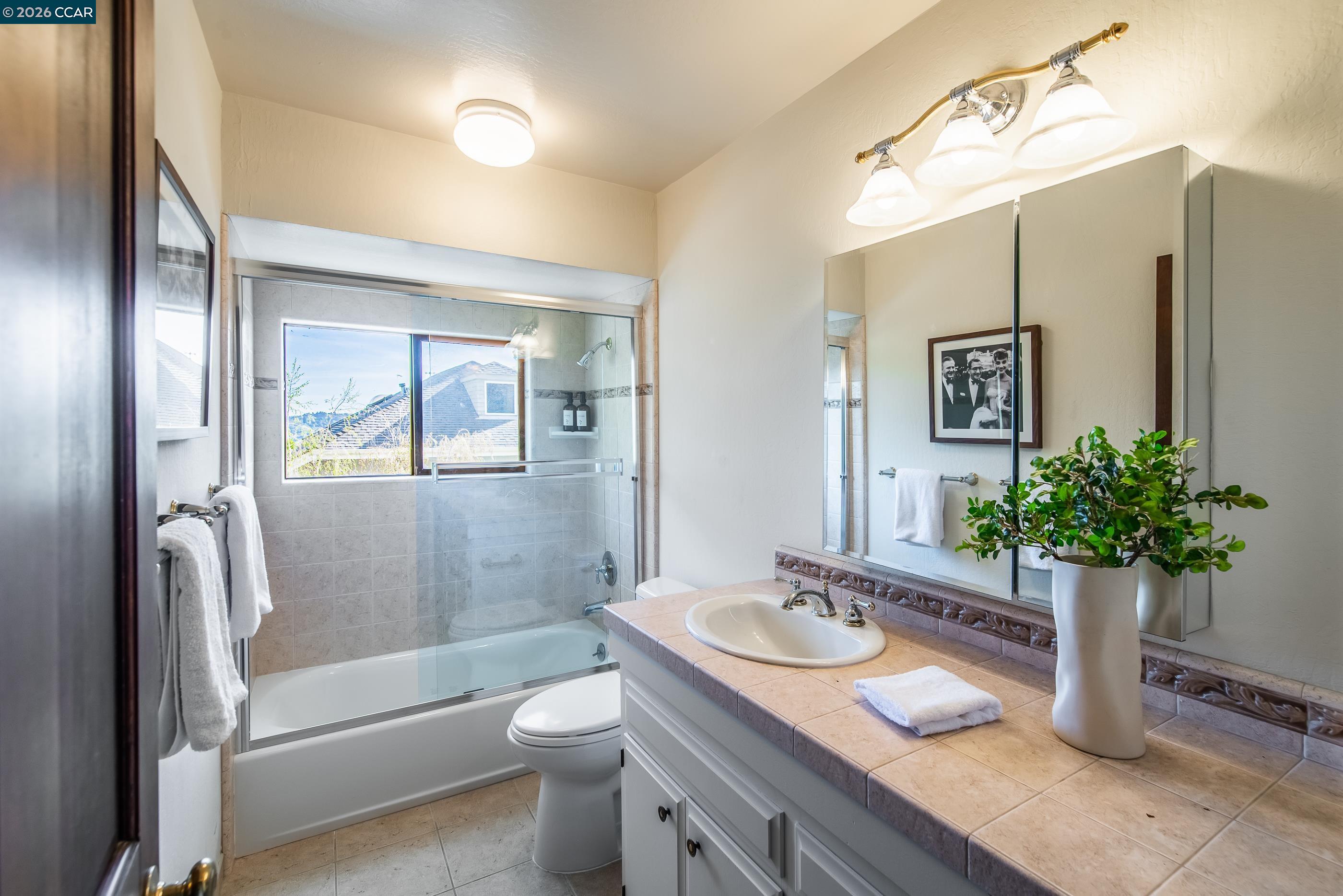Detail Gallery Image 52 of 59 For 33 Deer Trail, Lafayette,  CA 94549 - 6 Beds | 4/1 Baths