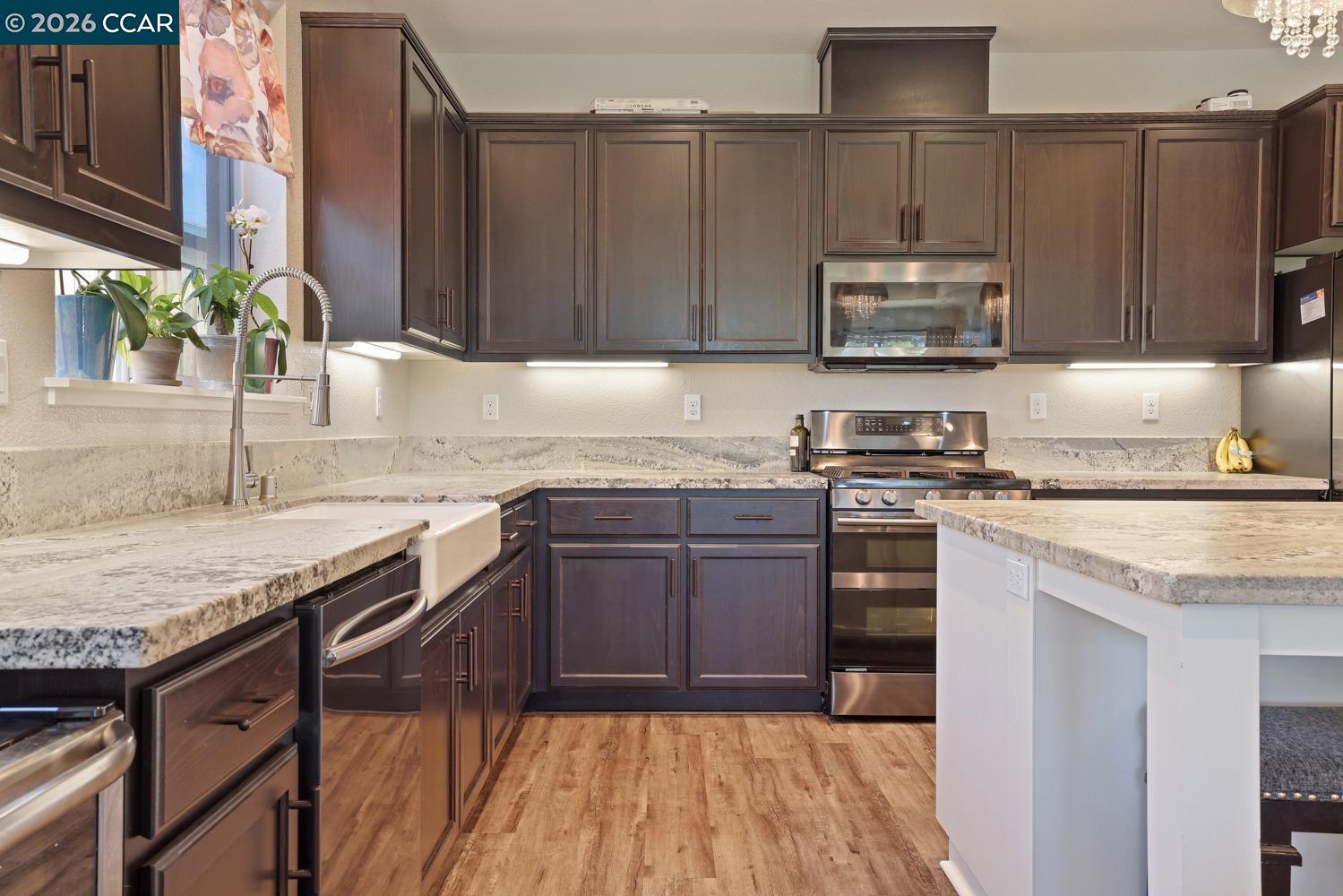 Detail Gallery Image 13 of 24 For 39 Pato Ct, Oakley,  CA 94561 - 4 Beds | 3 Baths