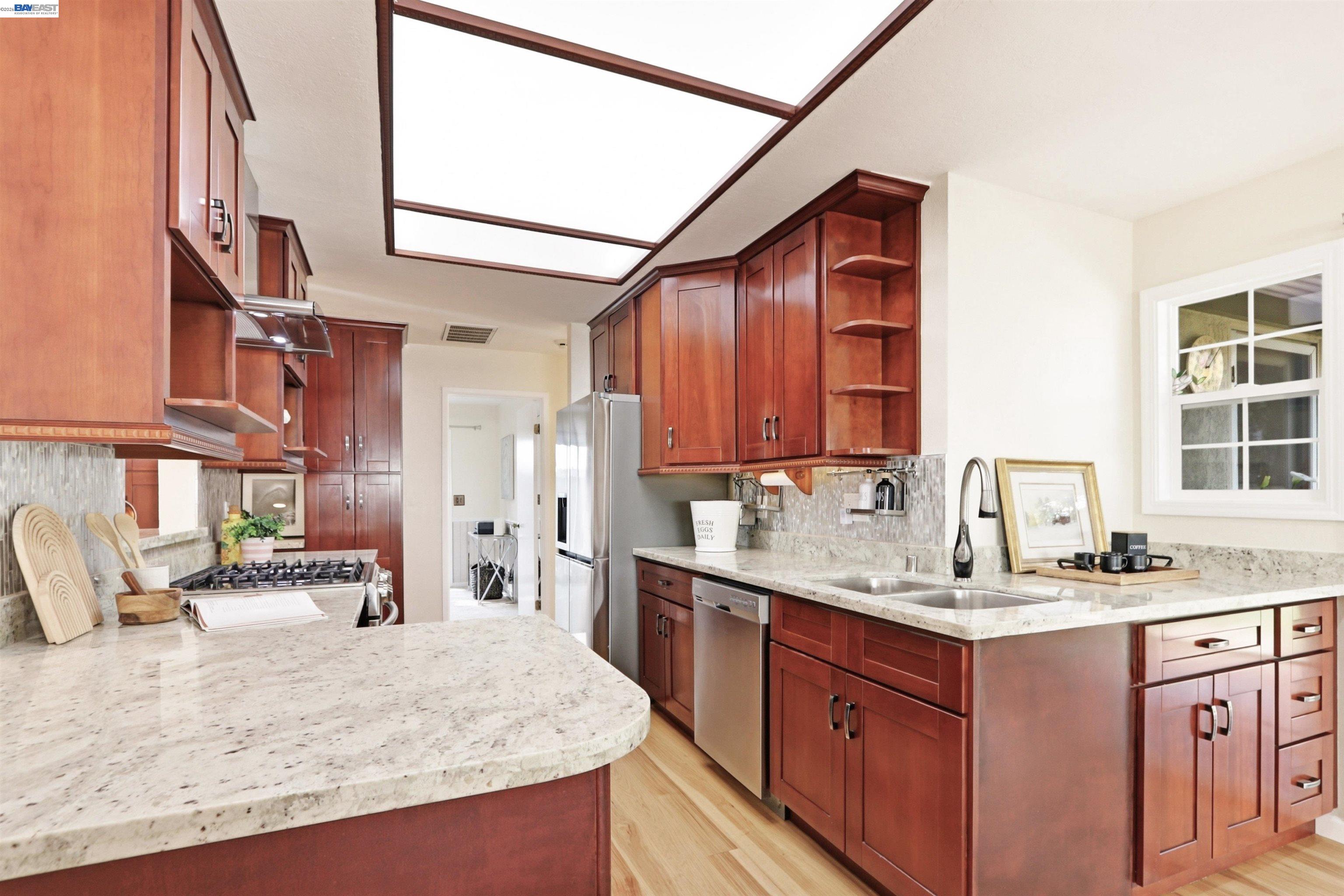 Detail Gallery Image 14 of 46 For 35234 Cornish Dr, Fremont,  CA 94536 - 3 Beds | 2 Baths