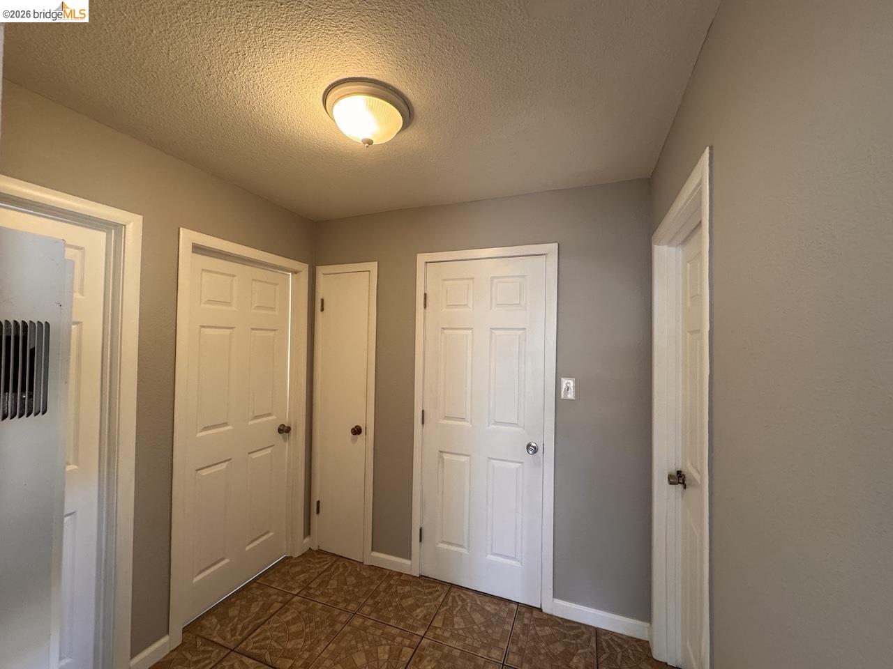 Detail Gallery Image 15 of 55 For 1936 & 1944 Vine Ln, Antioch,  CA 94509 - 3 Beds | 2 Baths