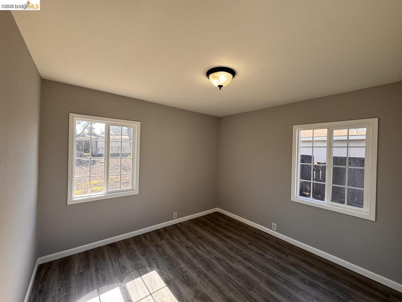 Detail Gallery Image 24 of 55 For 1936 & 1944 Vine Ln, Antioch,  CA 94509 - 3 Beds | 2 Baths