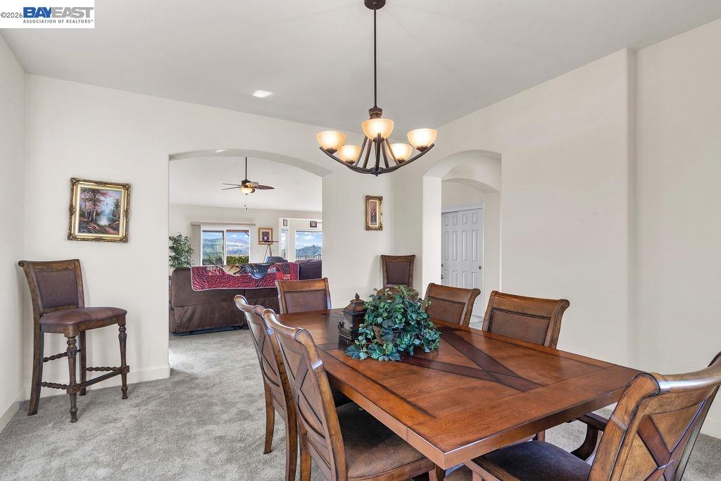 Detail Gallery Image 7 of 52 For 1105 Paradise Peak Rd, Valley Springs,  CA 95252 - 4 Beds | 2 Baths