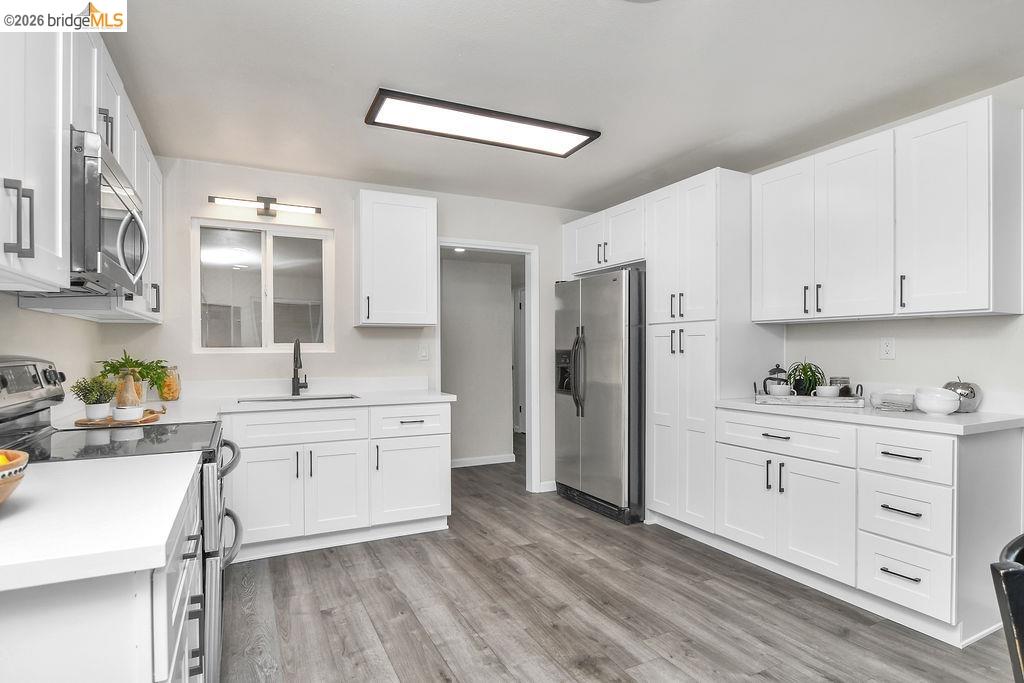 Detail Gallery Image 6 of 32 For 2734 Balboa Dr, Tracy,  CA 95376 - 3 Beds | 2 Baths