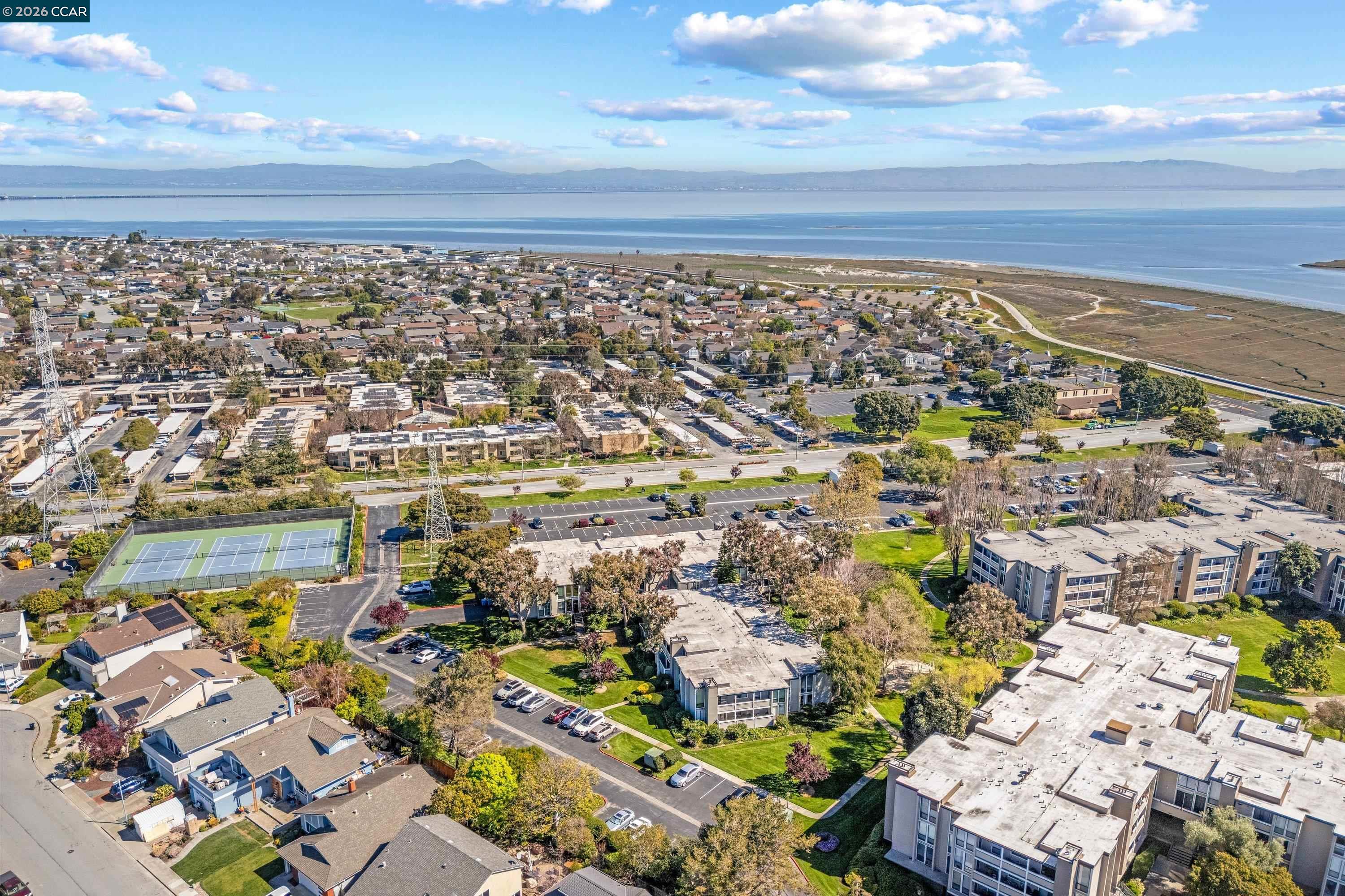 Detail Gallery Image 24 of 27 For 1111 Compass Ln #105,  Foster City,  CA 94404 - 3 Beds | 2 Baths