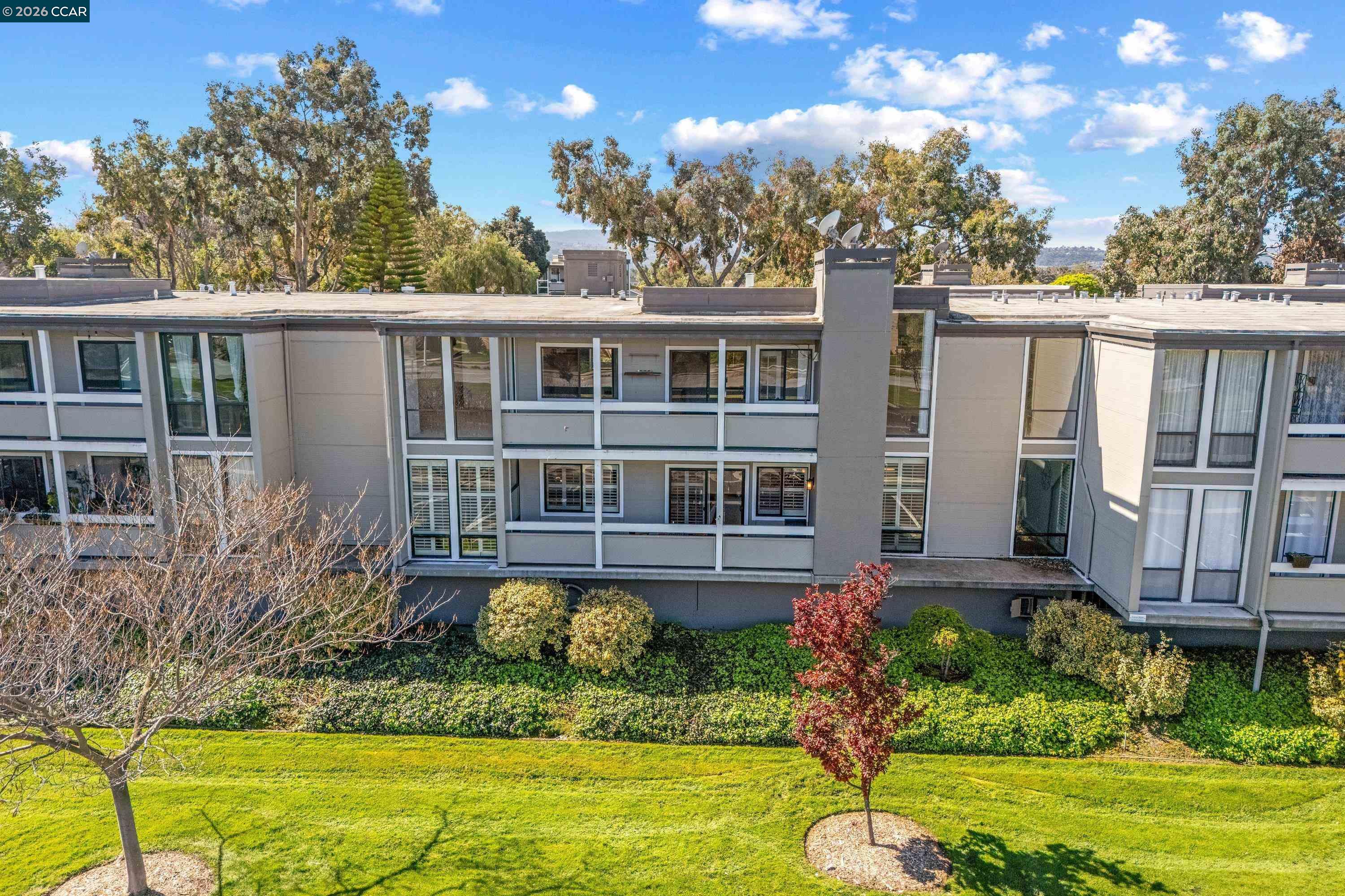 Detail Gallery Image 25 of 27 For 1111 Compass Ln #105,  Foster City,  CA 94404 - 3 Beds | 2 Baths
