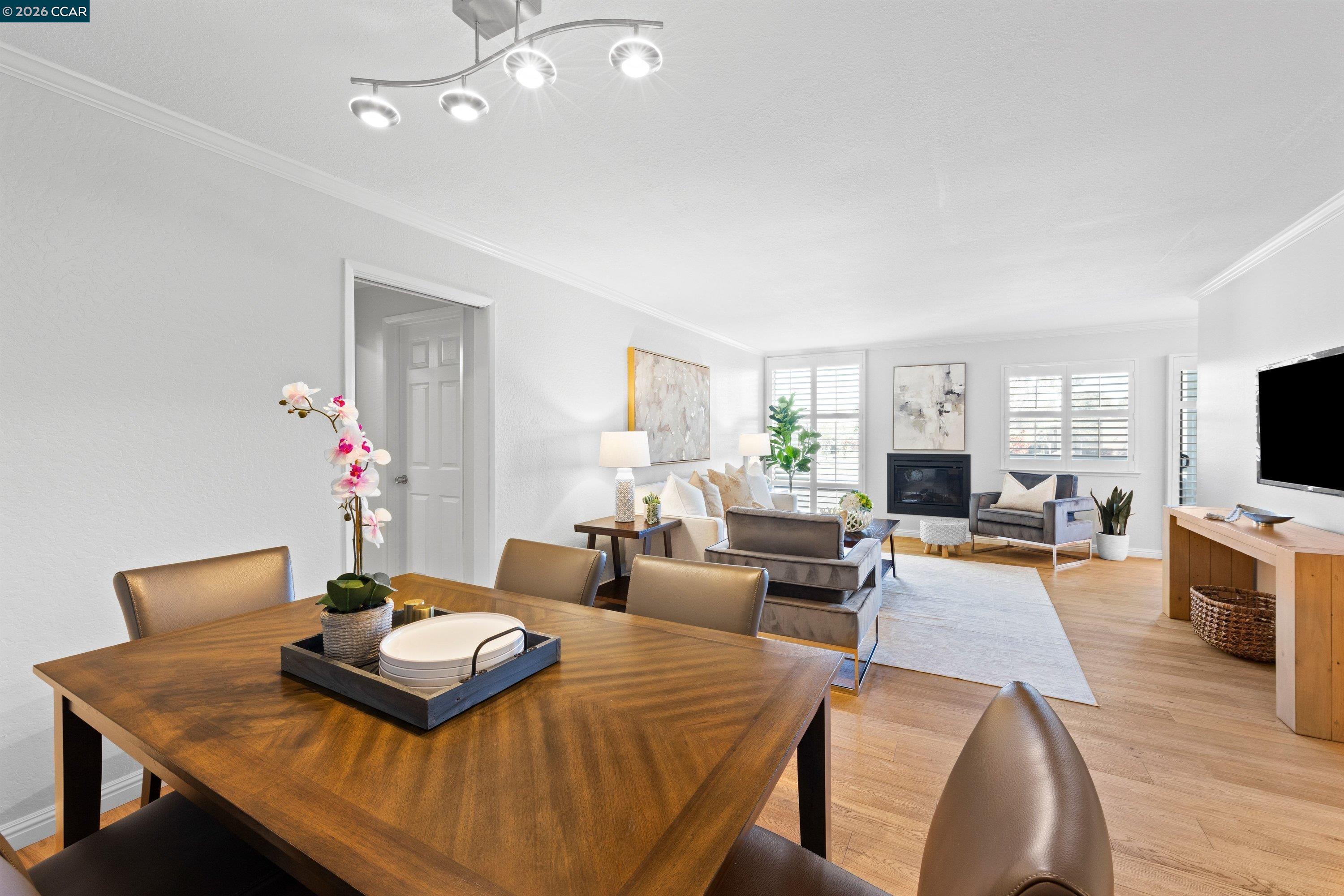 Detail Gallery Image 5 of 27 For 1111 Compass Ln #105,  Foster City,  CA 94404 - 3 Beds | 2 Baths