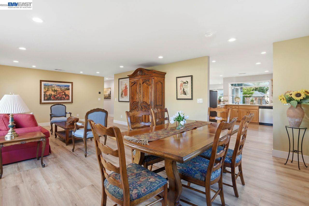 Detail Gallery Image 17 of 45 For 2124 Orion Ct, Livermore,  CA 94550 - 3 Beds | 2 Baths