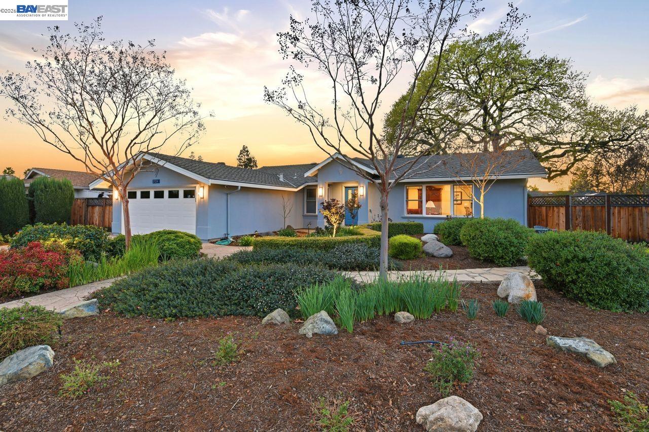 Detail Gallery Image 6 of 45 For 2124 Orion Ct, Livermore,  CA 94550 - 3 Beds | 2 Baths