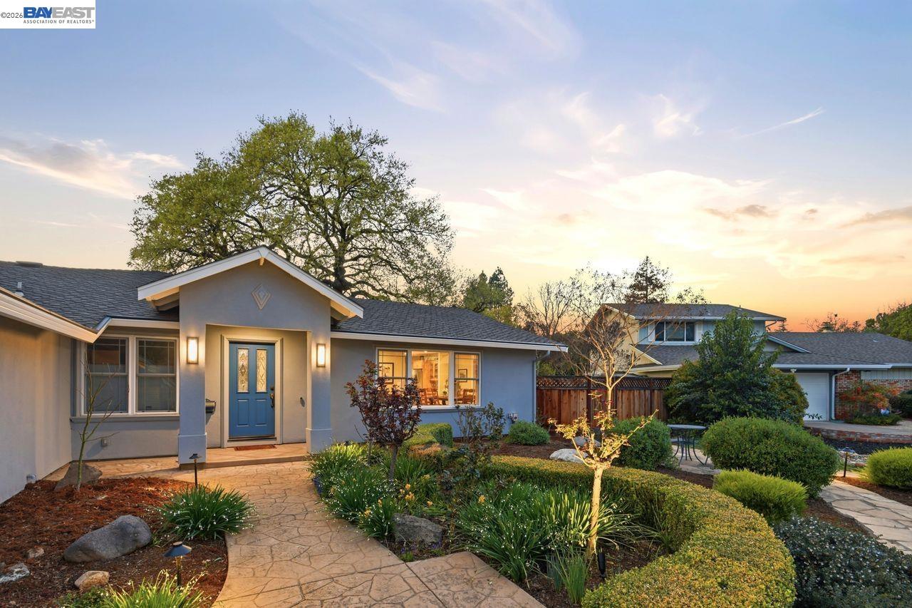 Detail Gallery Image 7 of 45 For 2124 Orion Ct, Livermore,  CA 94550 - 3 Beds | 2 Baths