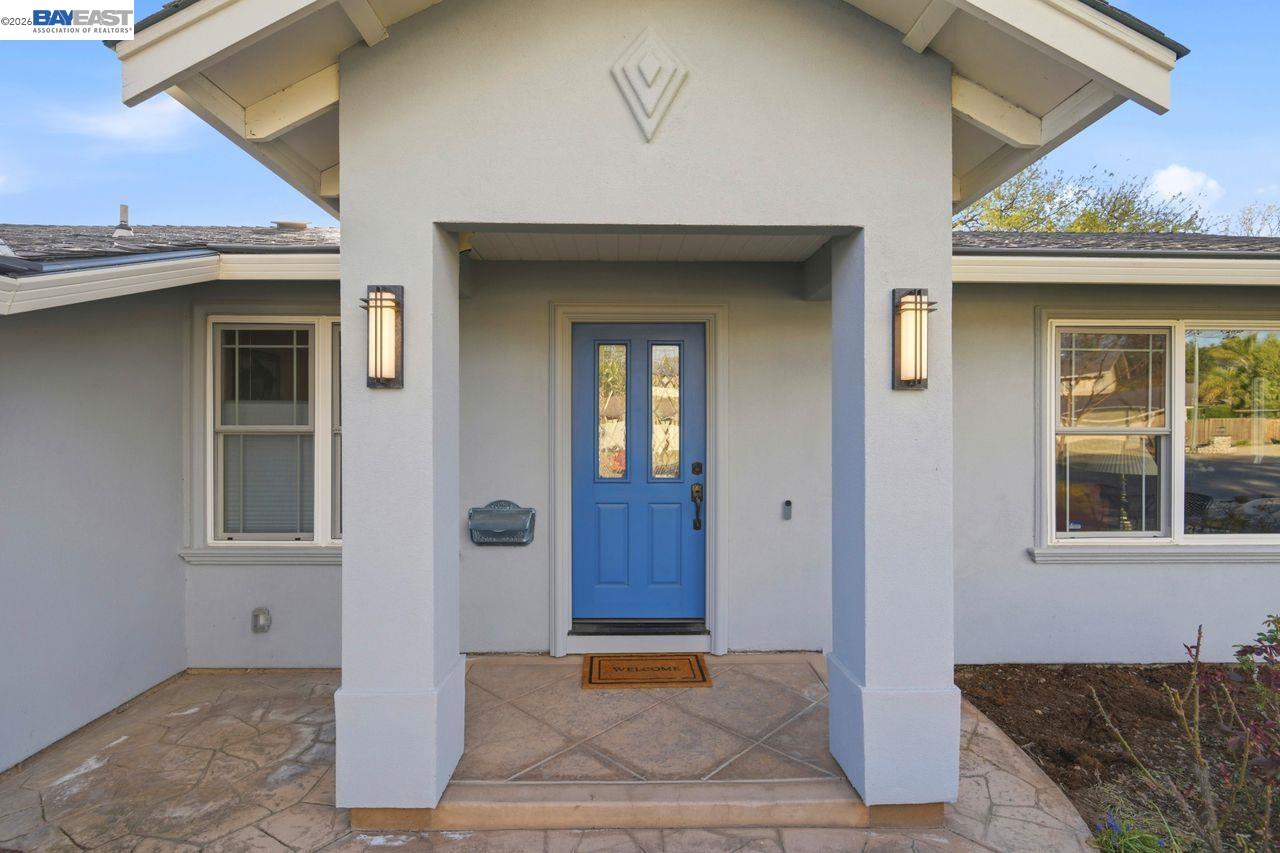 Detail Gallery Image 8 of 45 For 2124 Orion Ct, Livermore,  CA 94550 - 3 Beds | 2 Baths