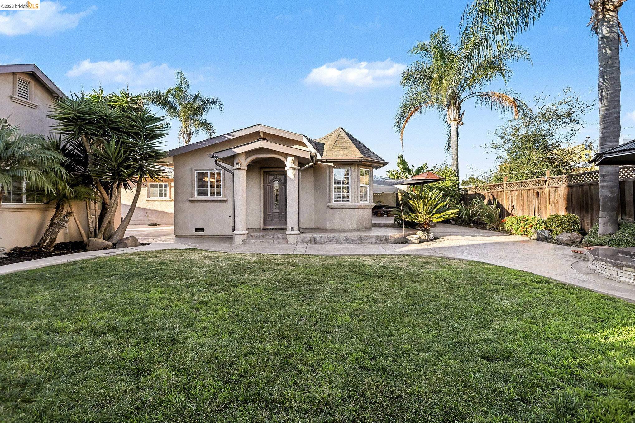 Detail Gallery Image 3 of 40 For 3614 Kay Court, Fremont,  CA 94538 - 4 Beds | 3 Baths