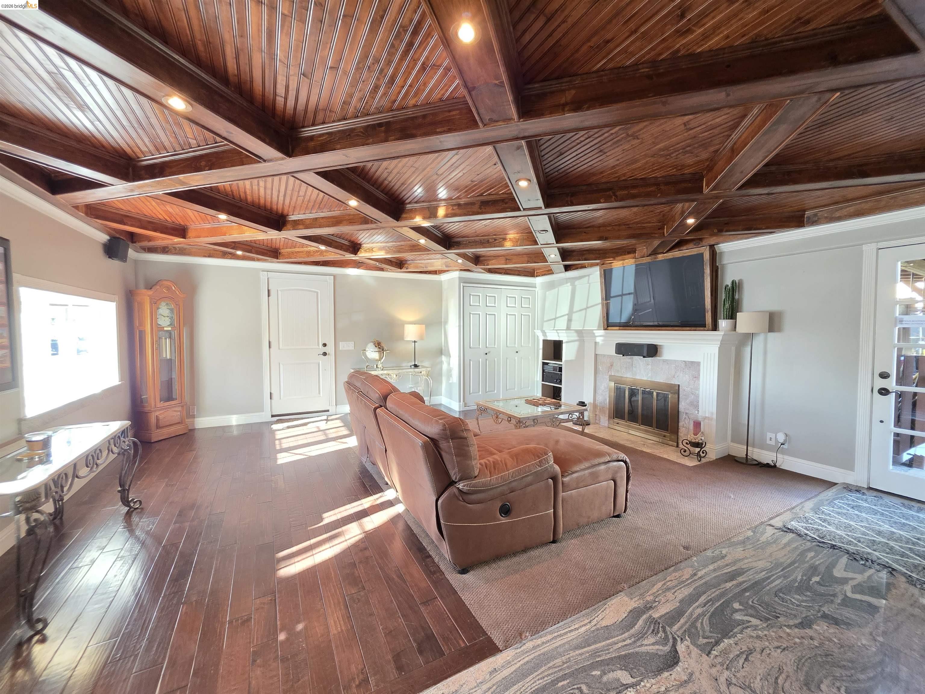 Detail Gallery Image 4 of 40 For 3614 Kay Court, Fremont,  CA 94538 - 4 Beds | 3 Baths