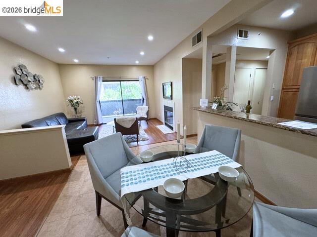 Photo #6: 41125346 Listing: Photo #6