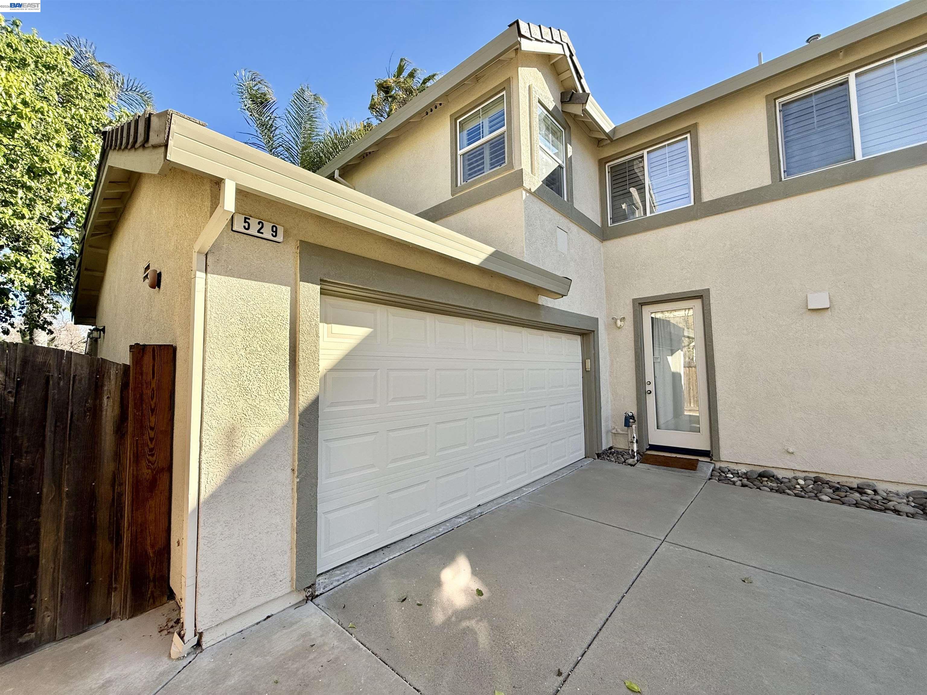 Detail Gallery Image 4 of 60 For 529 Chestnut St, Brentwood,  CA 94513 - 4 Beds | 2/1 Baths