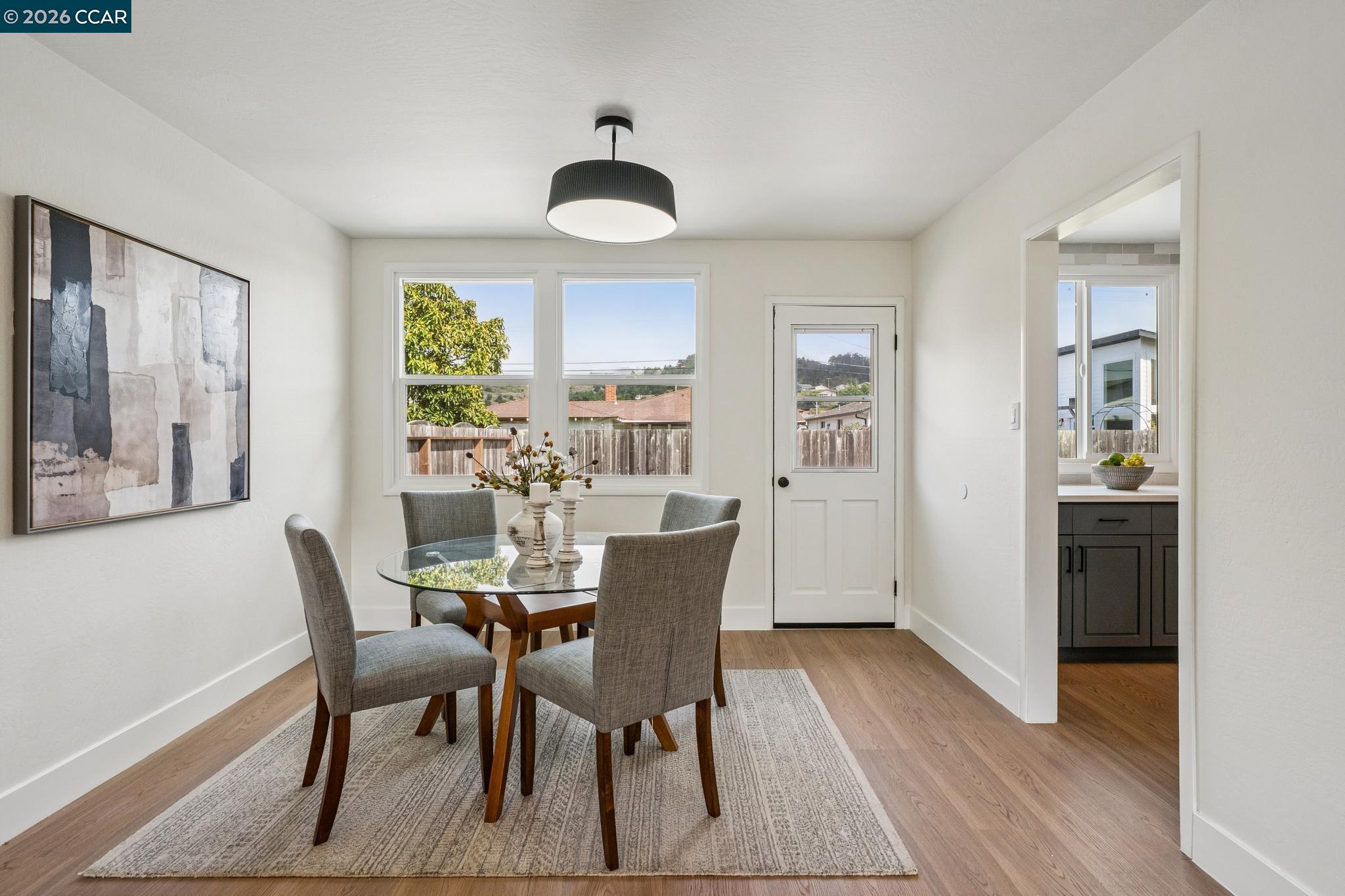 Detail Gallery Image 21 of 59 For 667 Linda Mar Blvd, Pacifica,  CA 94044 - 3 Beds | 1 Baths