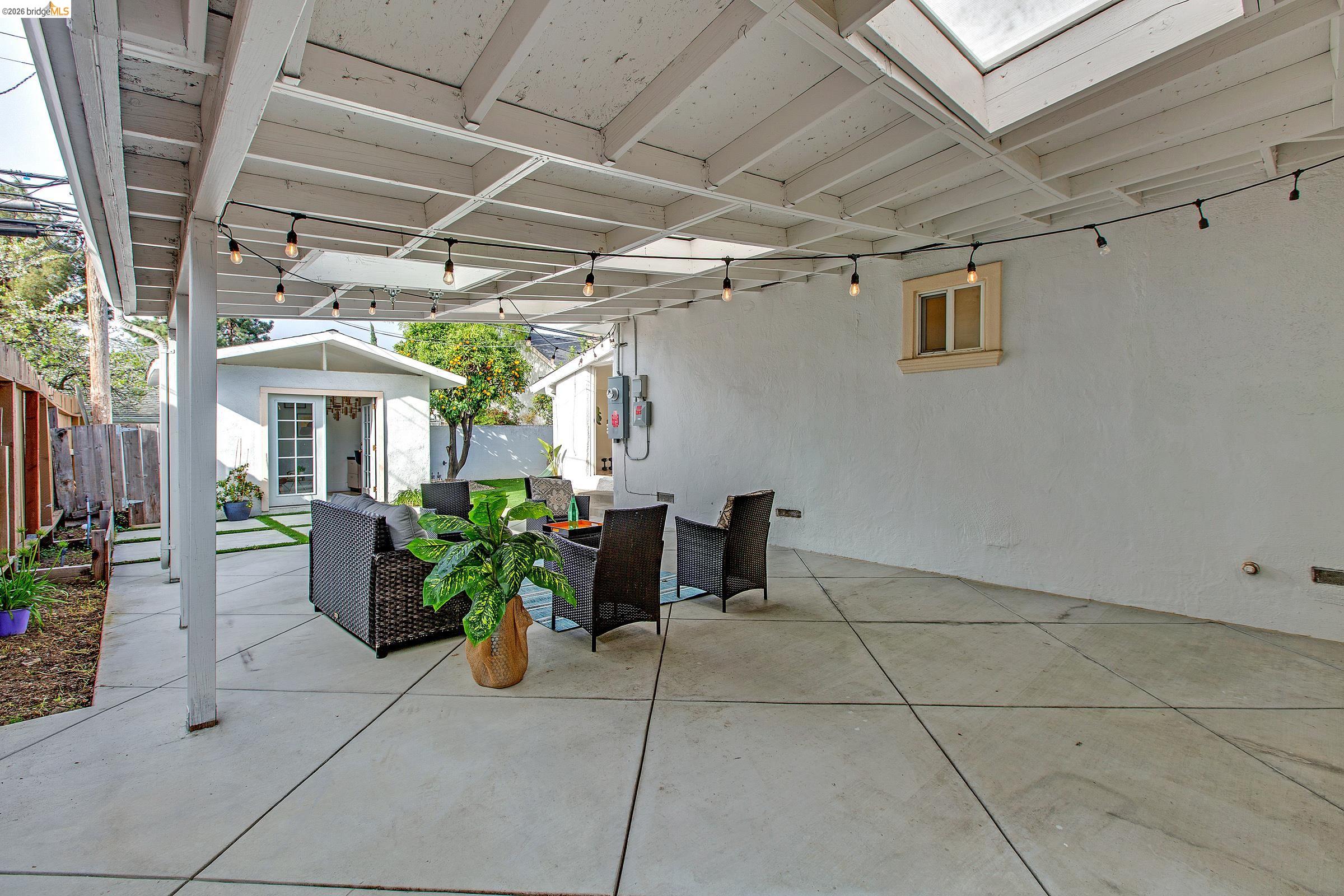 Detail Gallery Image 26 of 38 For 809 Gridley St, San Jose,  CA 95127 - 4 Beds | 2 Baths