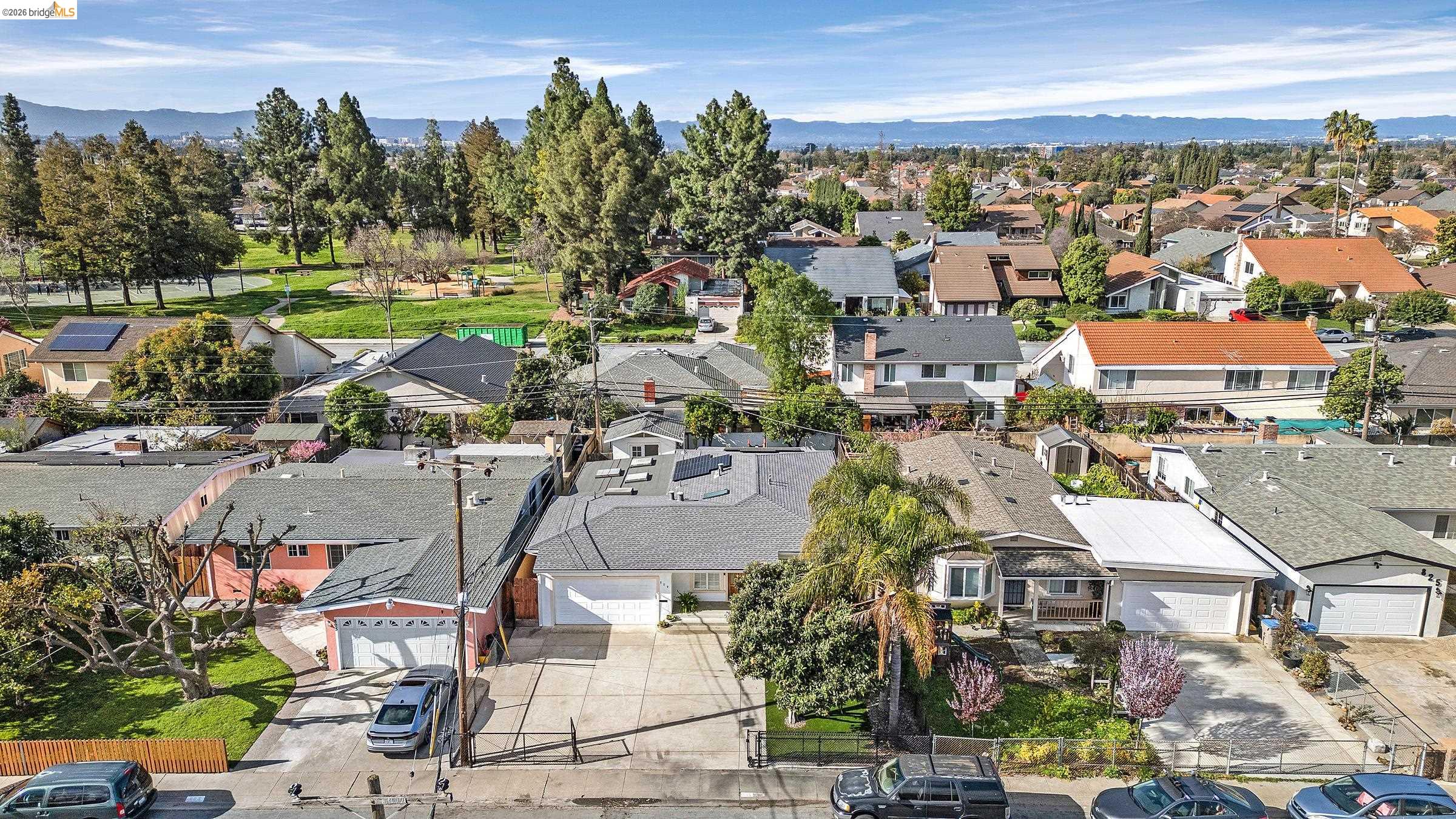 Detail Gallery Image 33 of 38 For 809 Gridley St, San Jose,  CA 95127 - 4 Beds | 2 Baths