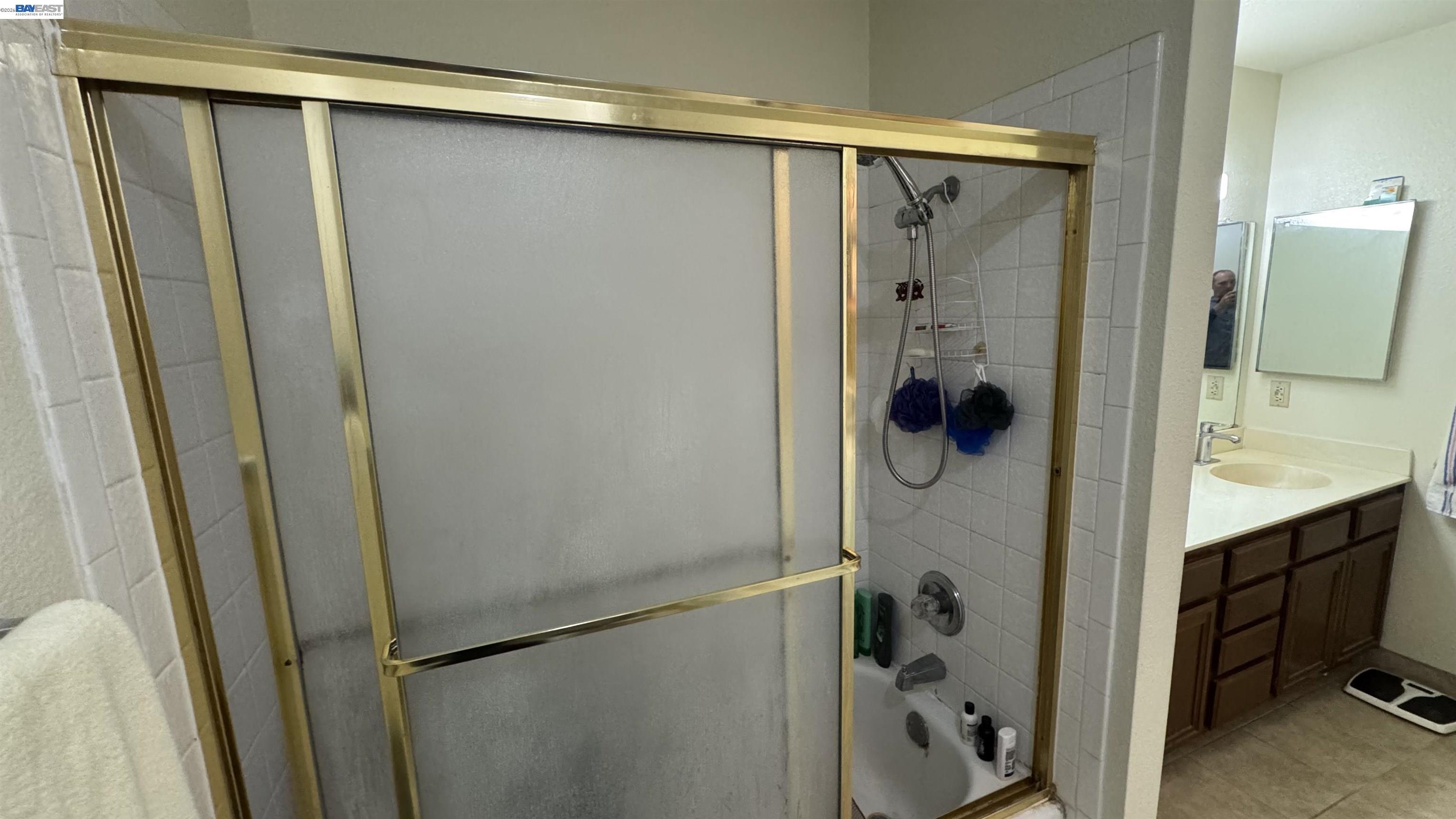 Detail Gallery Image 12 of 20 For #D,  Newark,  CA 94560 - 2 Beds | 1 Baths