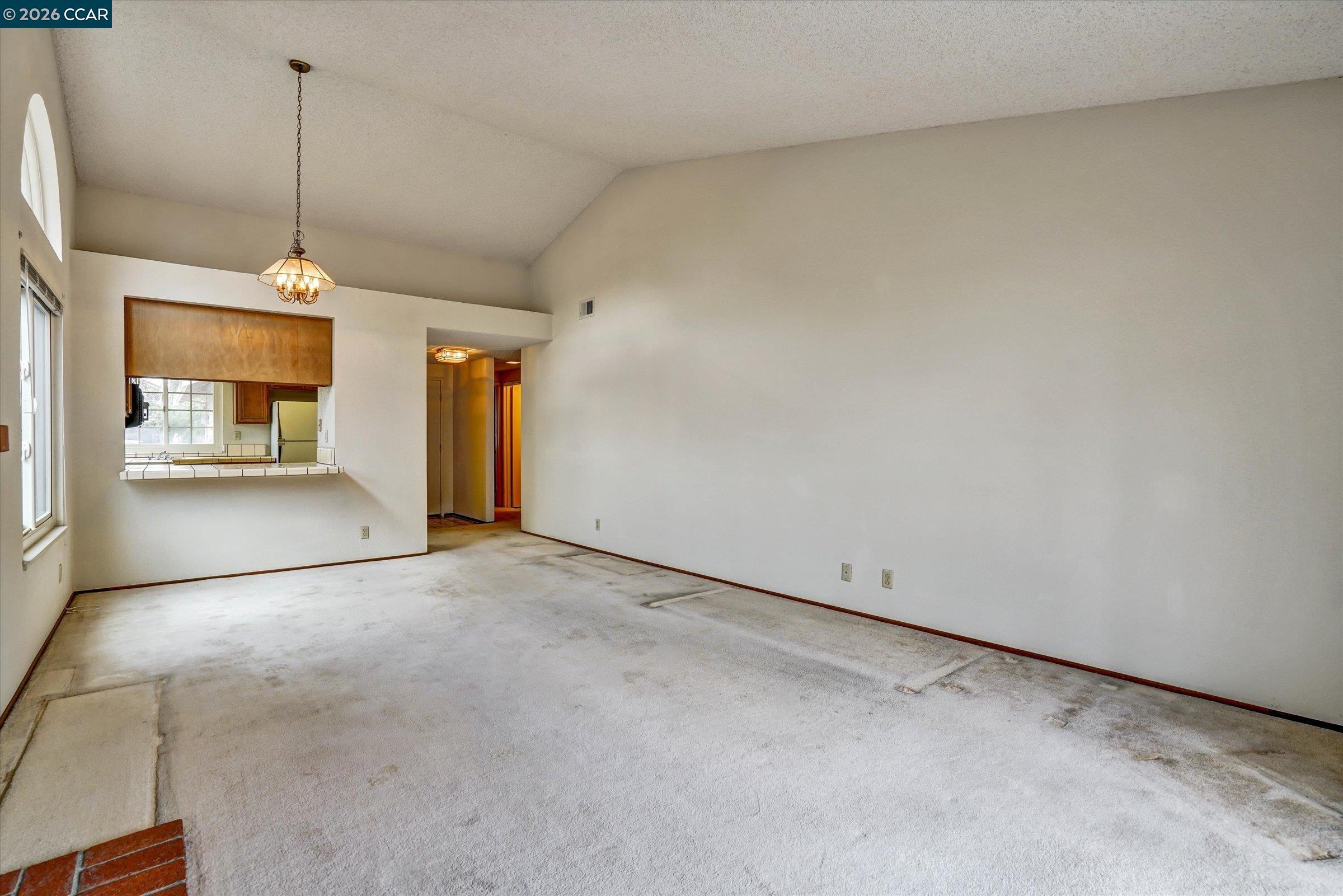 1286 Clarke Ln, Alameda, CA, 94502