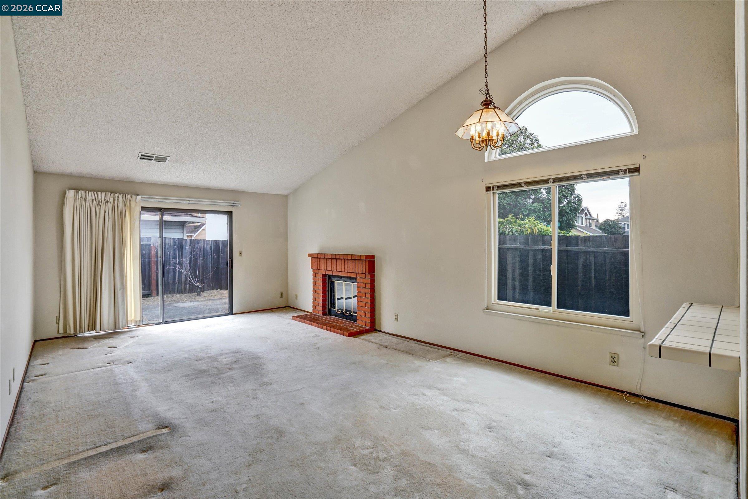 1286 Clarke Ln, Alameda, CA, 94502