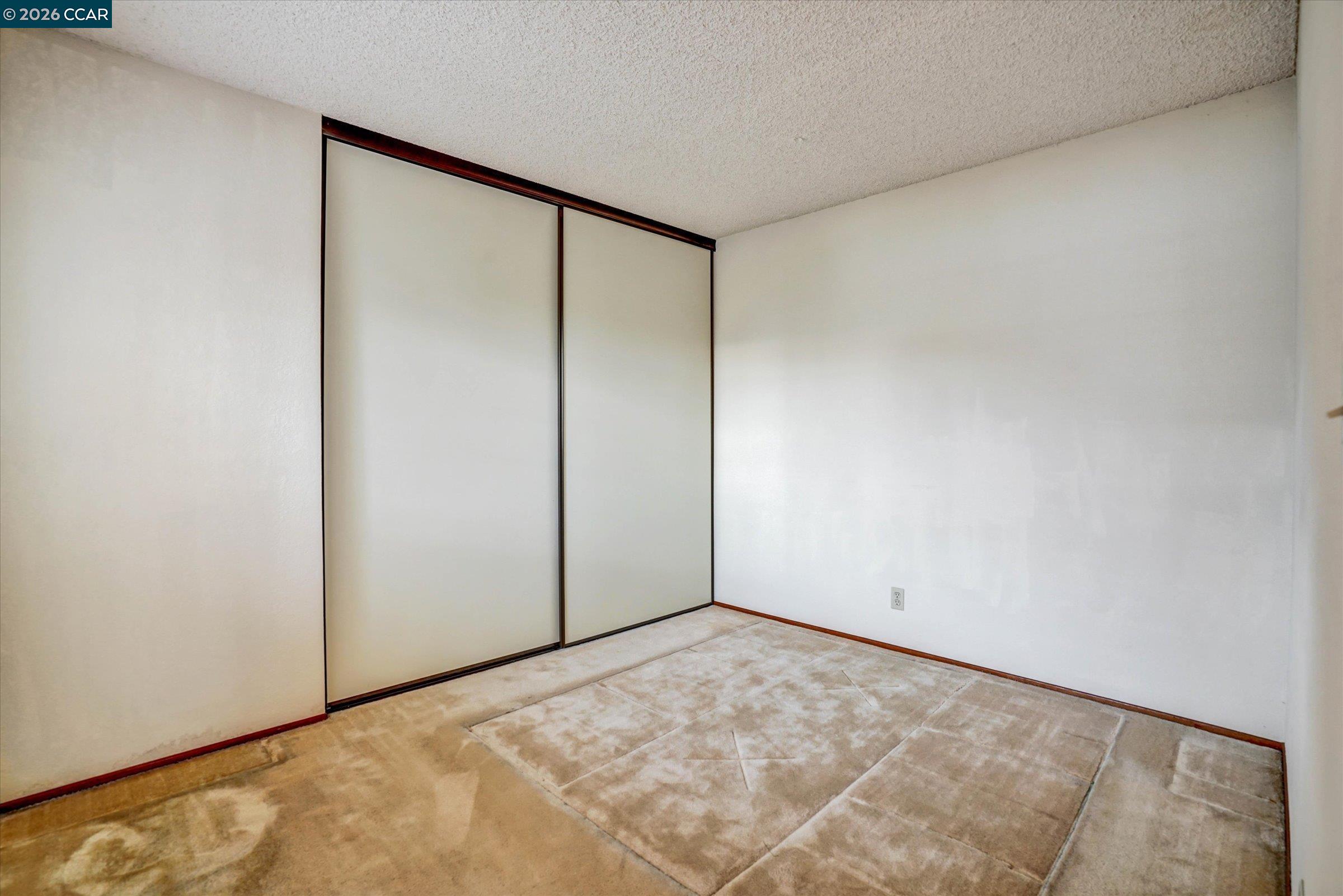 1286 Clarke Ln, Alameda, CA, 94502