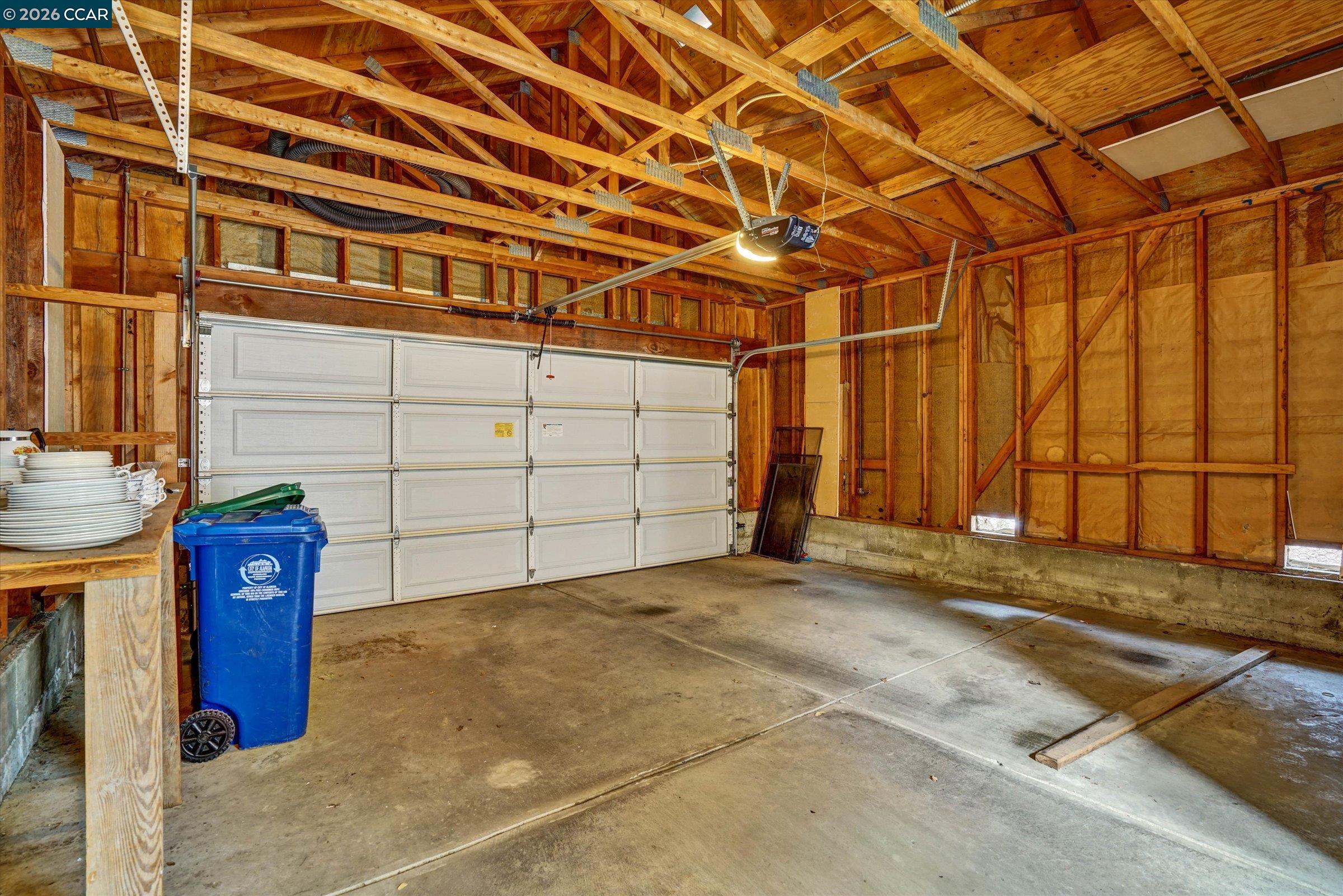 1286 Clarke Ln, Alameda, CA, 94502