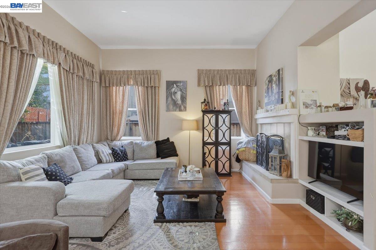 Detail Gallery Image 23 of 60 For 2248 Golden Leaf Ln., Tracy,  CA 95377 - 4 Beds | 3 Baths