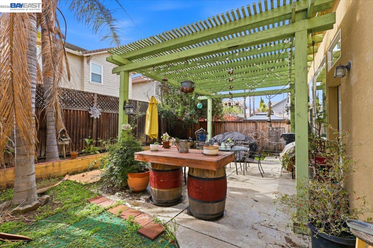 Detail Gallery Image 51 of 60 For 2248 Golden Leaf Ln., Tracy,  CA 95377 - 4 Beds | 3 Baths