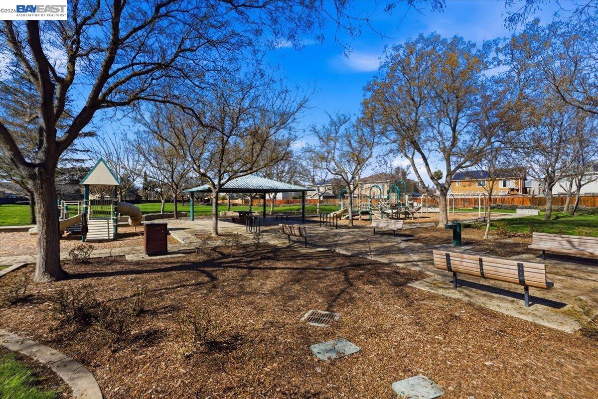 Detail Gallery Image 58 of 60 For 2248 Golden Leaf Ln., Tracy,  CA 95377 - 4 Beds | 3 Baths