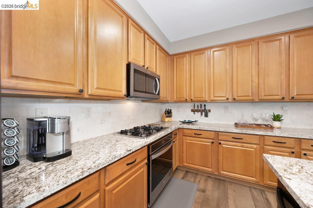 Detail Gallery Image 8 of 47 For 10914 Woodring Drive, Mather,  CA 95655-3071 - 5 Beds | 3 Baths