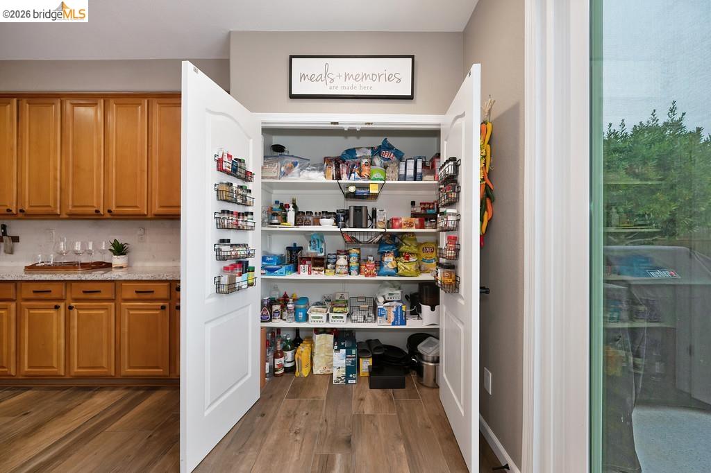 Detail Gallery Image 10 of 47 For 10914 Woodring Drive, Mather,  CA 95655-3071 - 5 Beds | 3 Baths