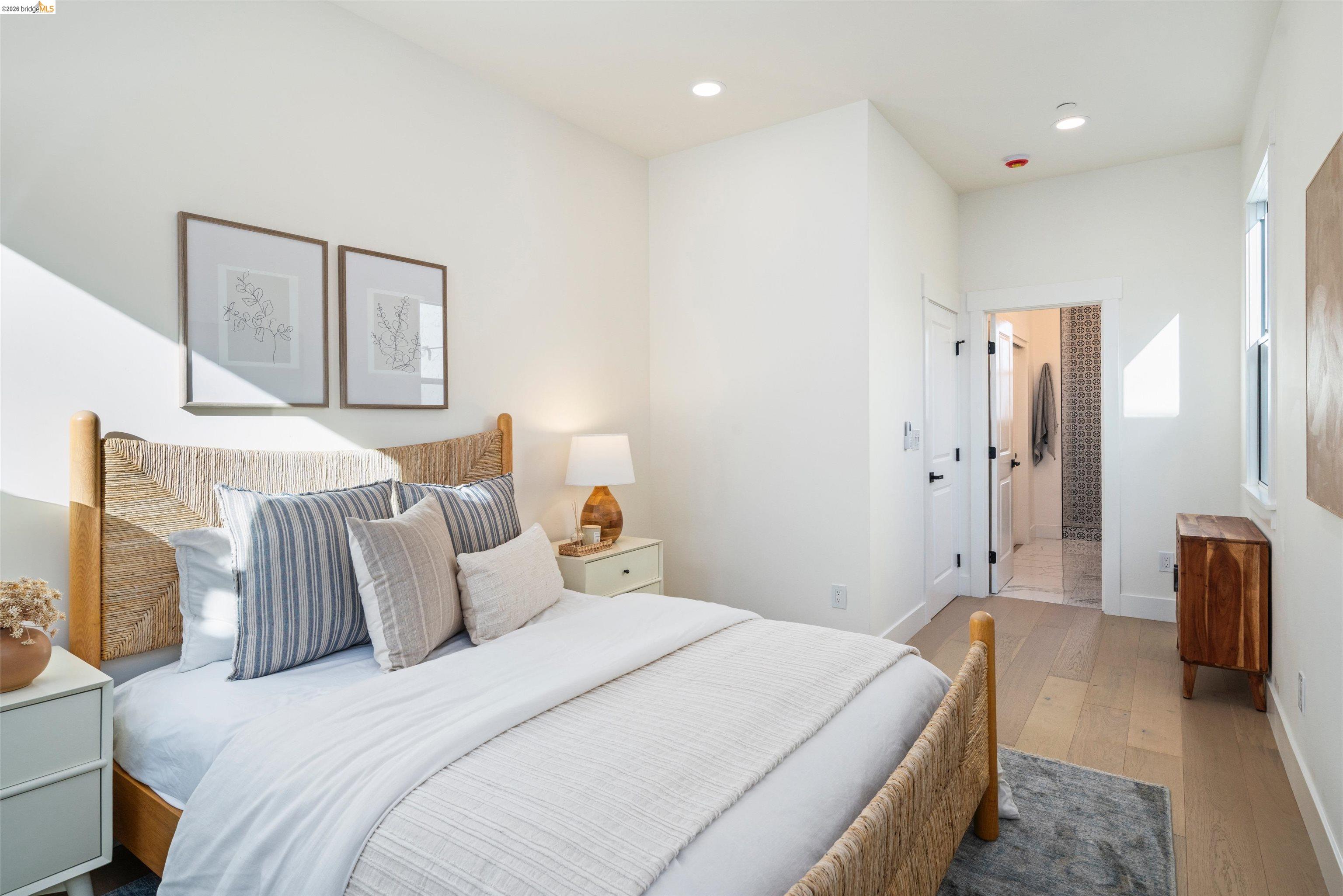 Detail Gallery Image 14 of 46 For 846 Adams St, Albany,  CA 94706 - – Beds | – Baths