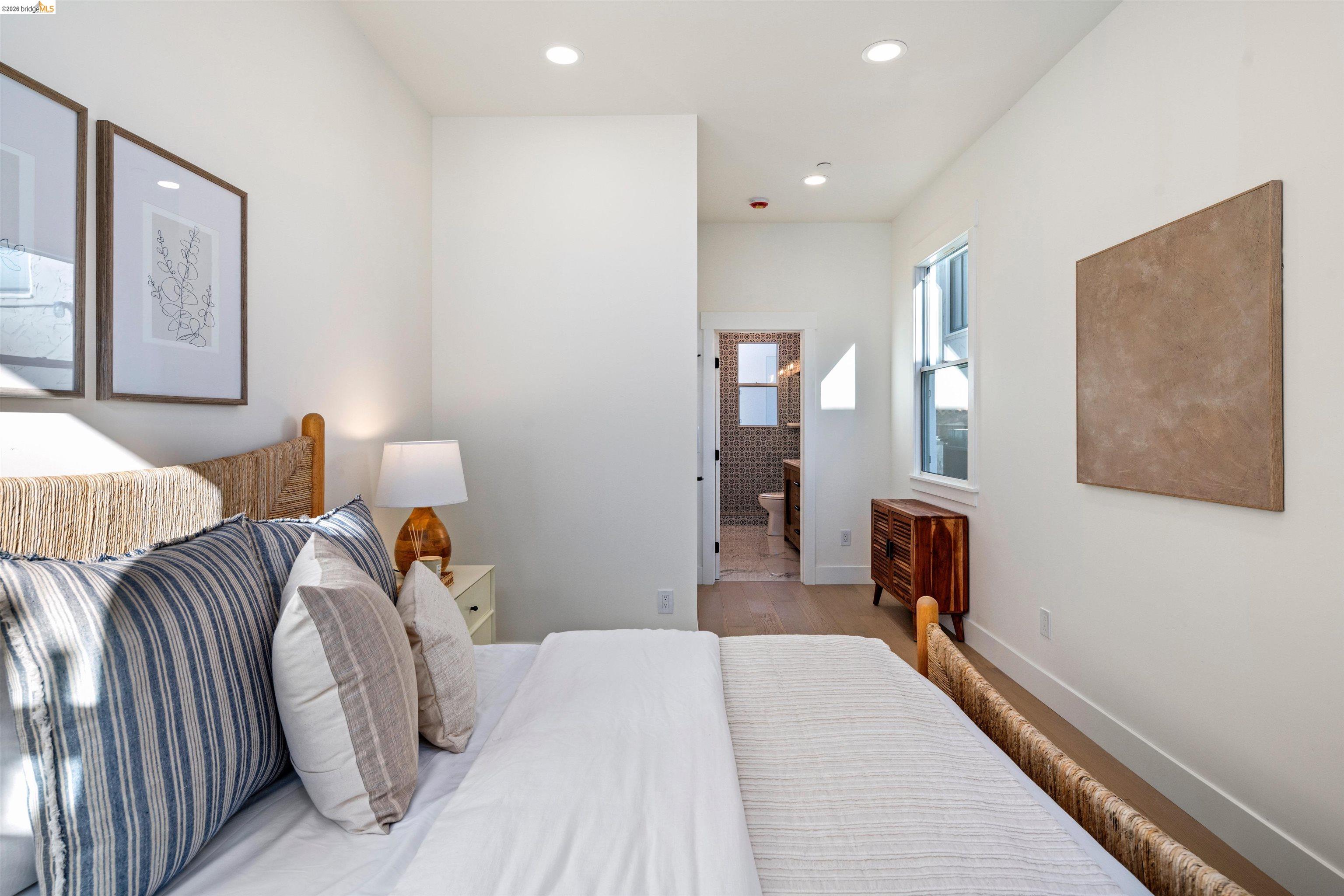 Detail Gallery Image 15 of 46 For 846 Adams St, Albany,  CA 94706 - – Beds | – Baths