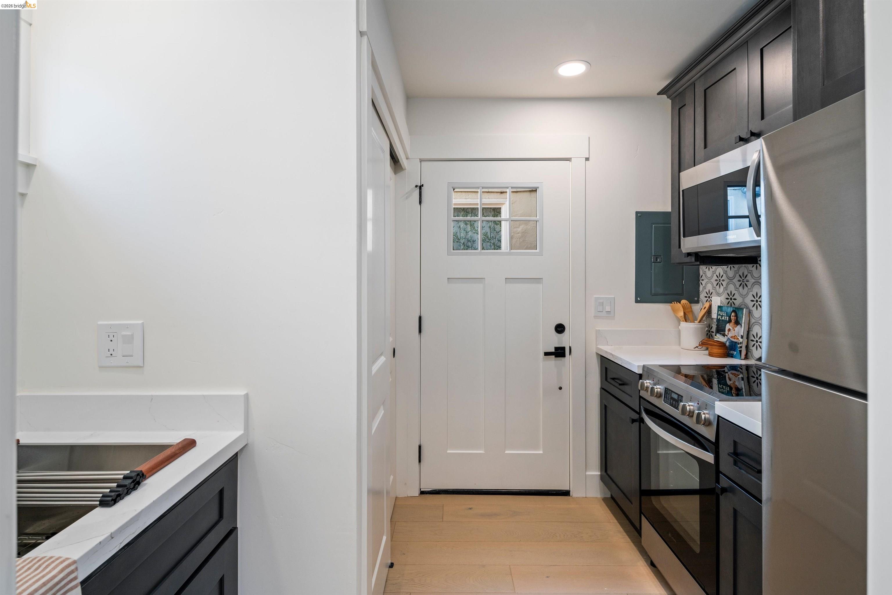 Detail Gallery Image 33 of 46 For 846 Adams St, Albany,  CA 94706 - – Beds | – Baths