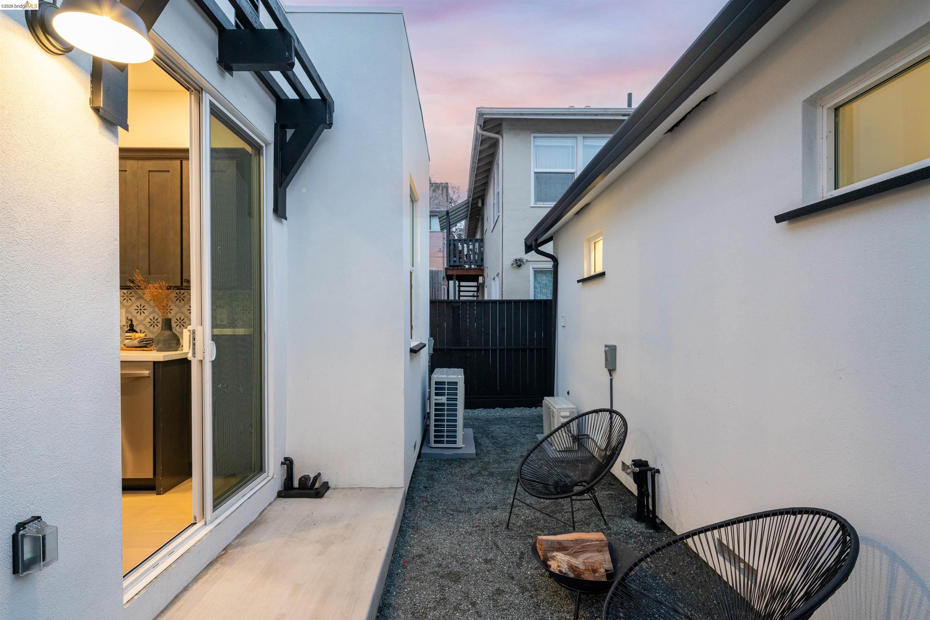 Detail Gallery Image 43 of 46 For 846 Adams St, Albany,  CA 94706 - – Beds | – Baths