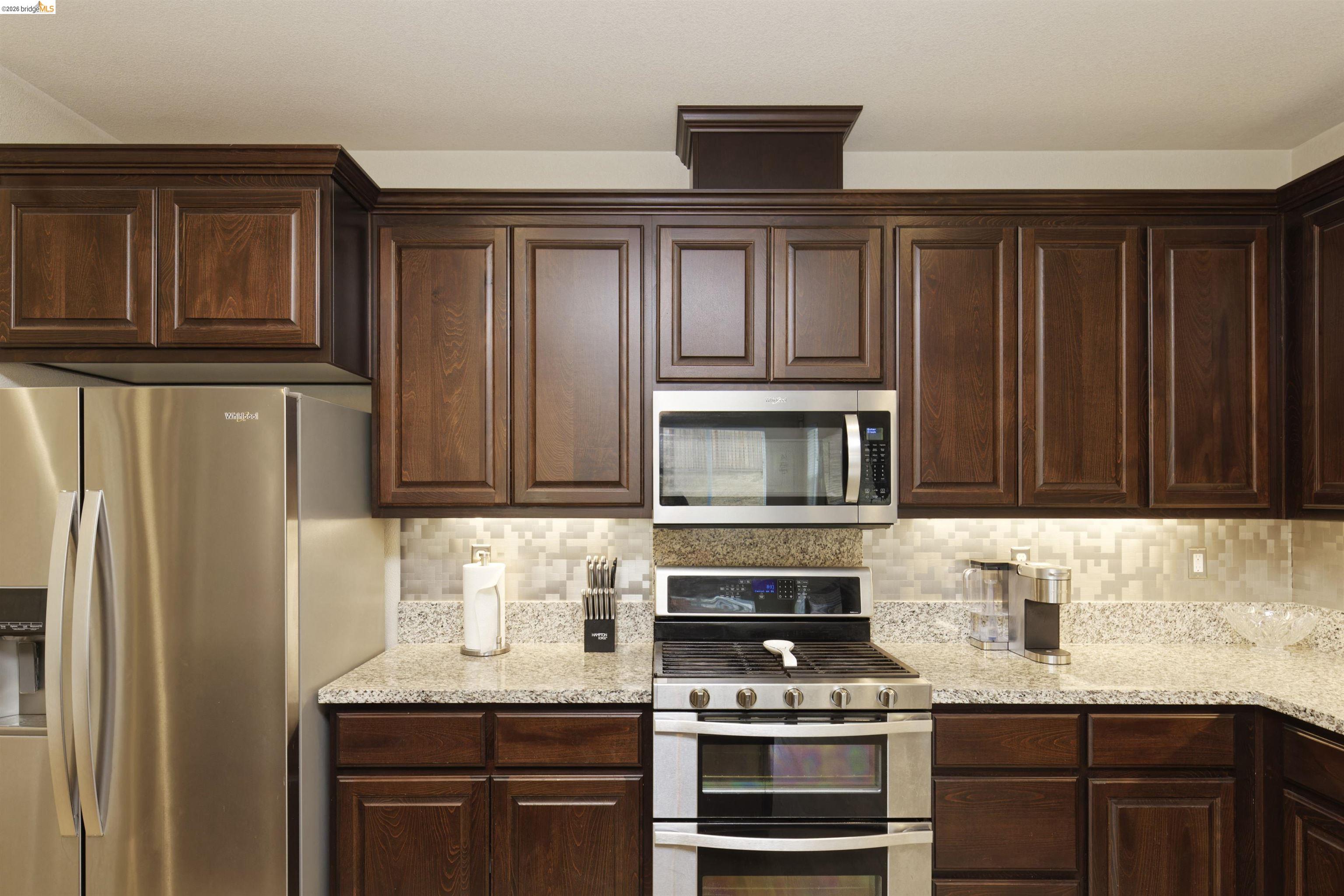 Detail Gallery Image 12 of 31 For 5506 Monte Vista Way, Antioch,  CA 94531 - 4 Beds | 3/1 Baths