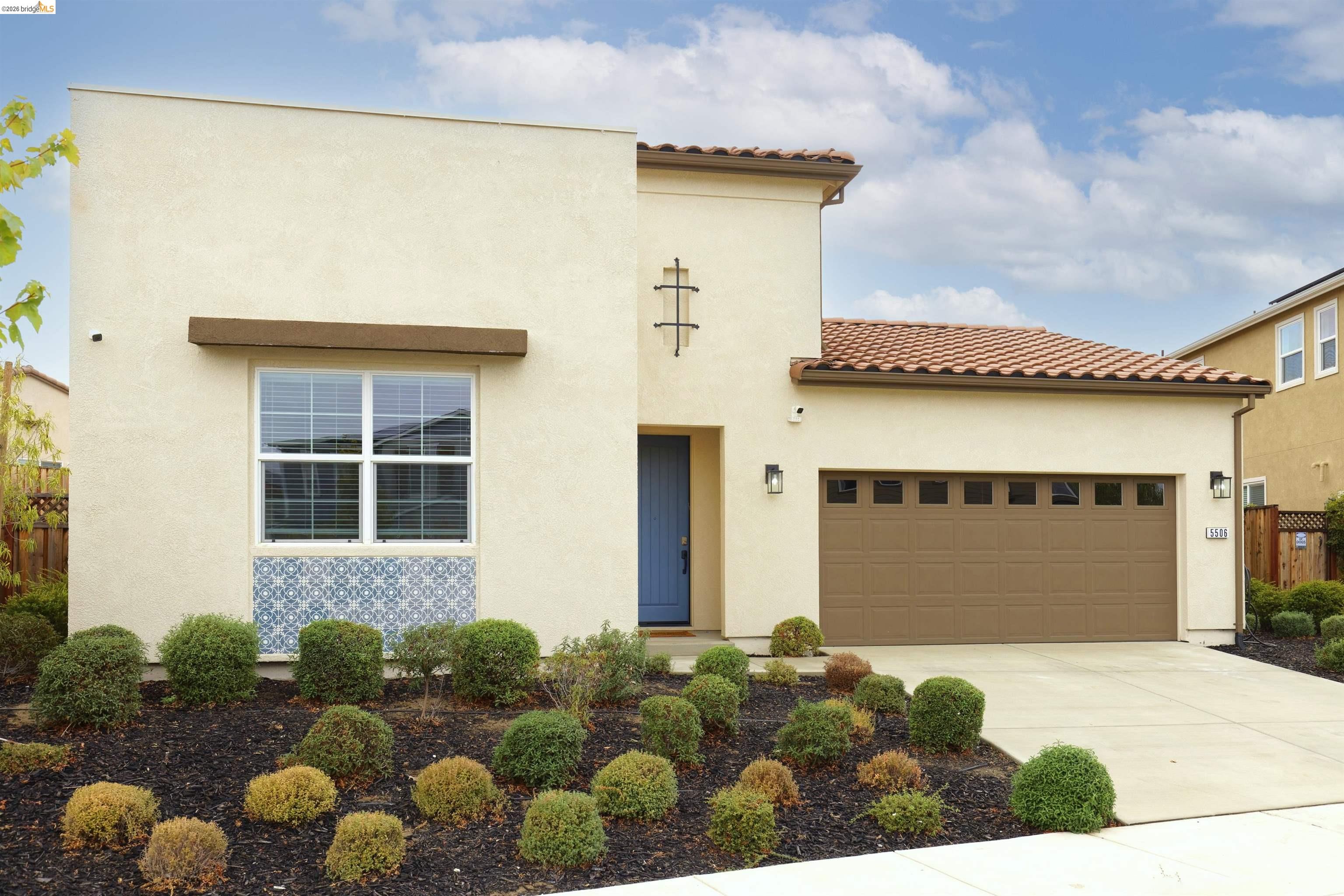 Detail Gallery Image 3 of 31 For 5506 Monte Vista Way, Antioch,  CA 94531 - 4 Beds | 3/1 Baths