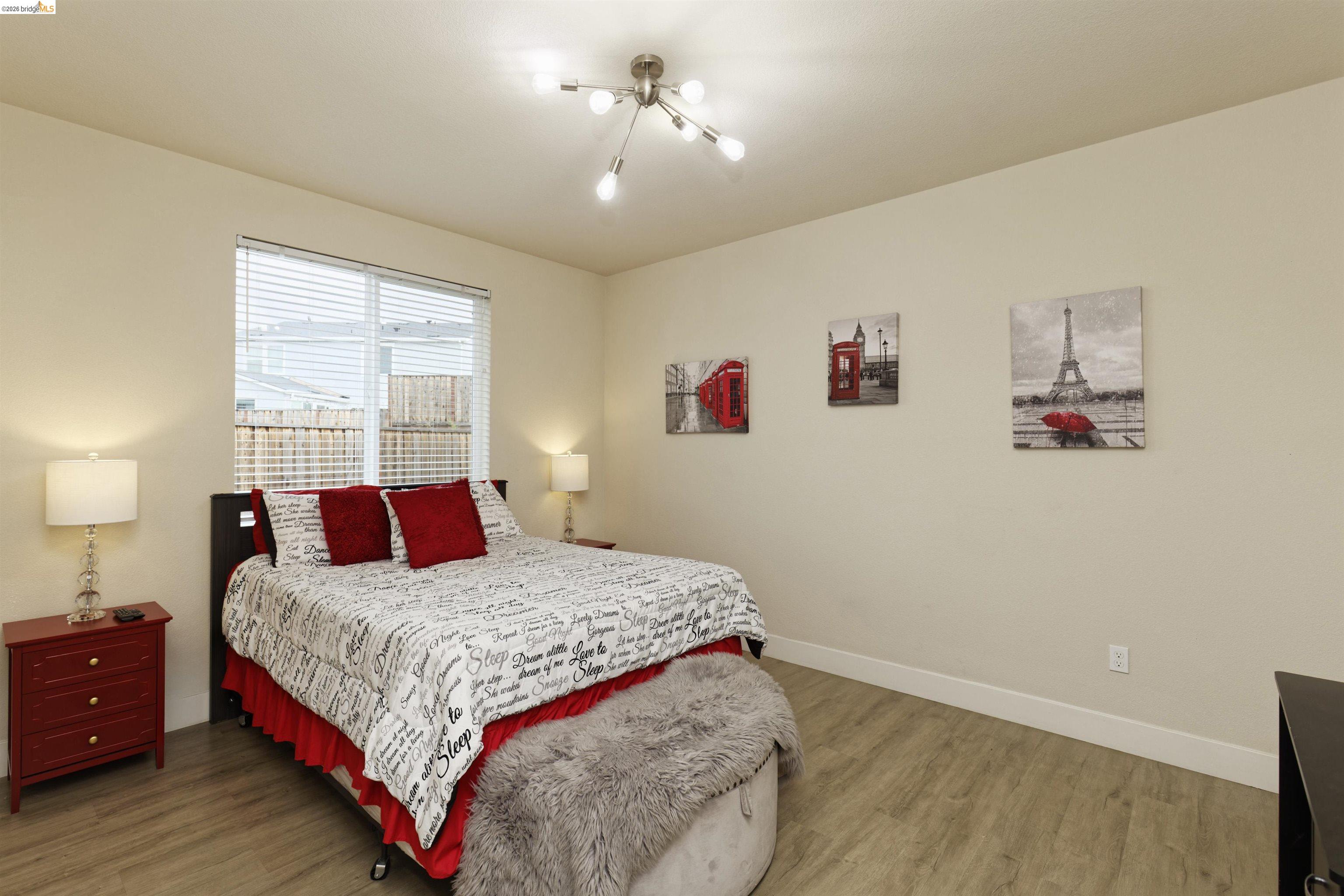 Detail Gallery Image 9 of 31 For 5506 Monte Vista Way, Antioch,  CA 94531 - 4 Beds | 3/1 Baths