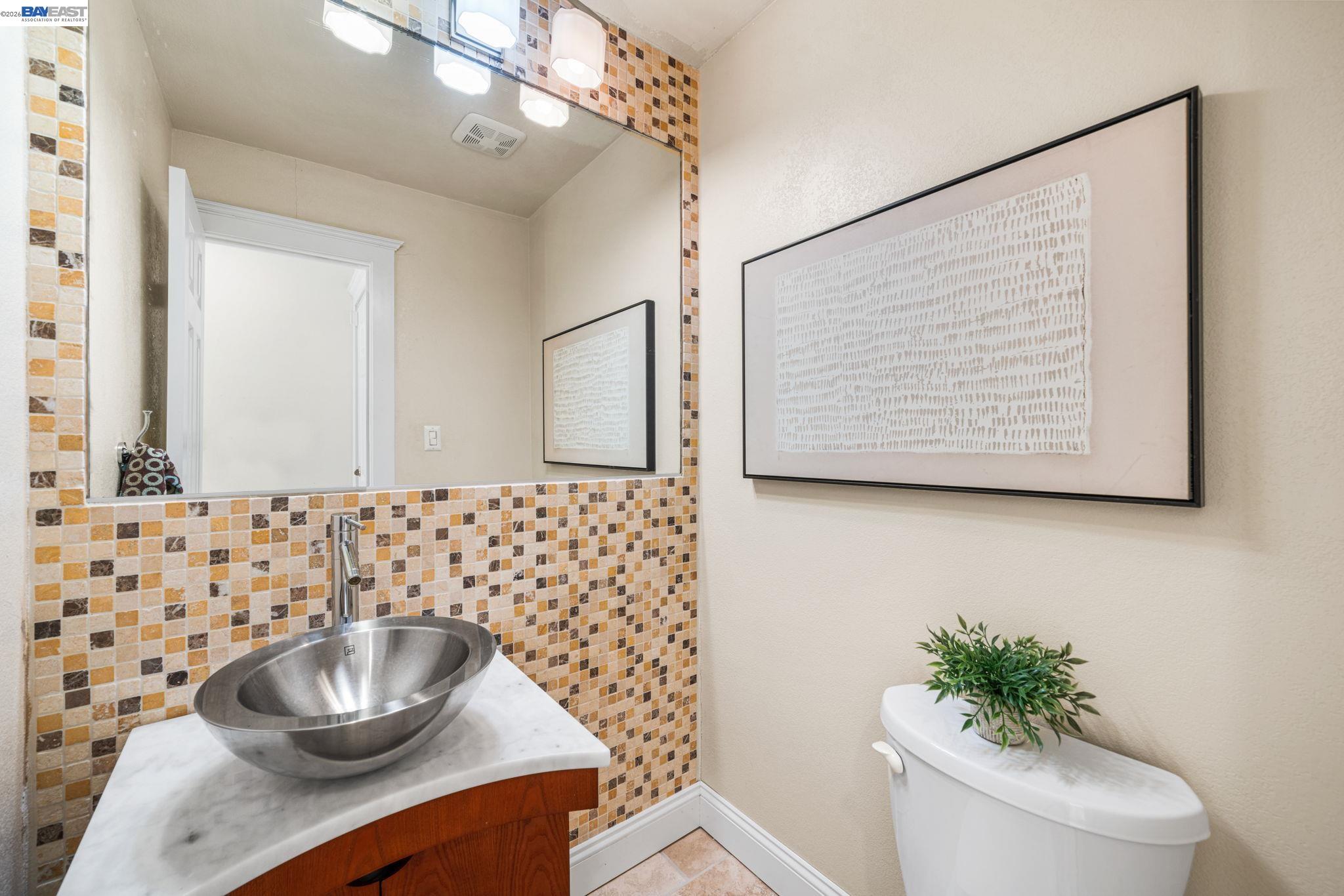 Detail Gallery Image 35 of 54 For 884 Bonita Ave, Pleasanton,  CA 94566 - 4 Beds | 2/1 Baths
