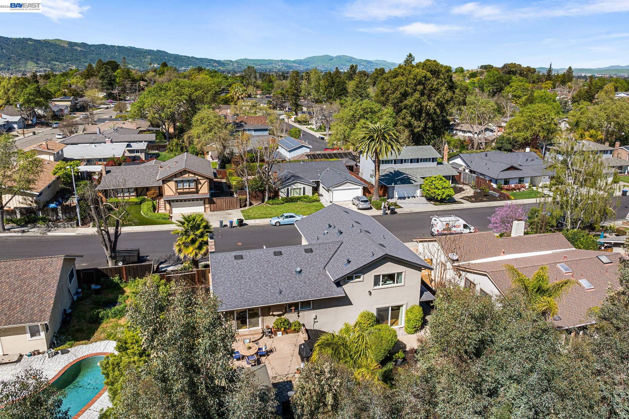 Detail Gallery Image 45 of 54 For 884 Bonita Ave, Pleasanton,  CA 94566 - 4 Beds | 2/1 Baths