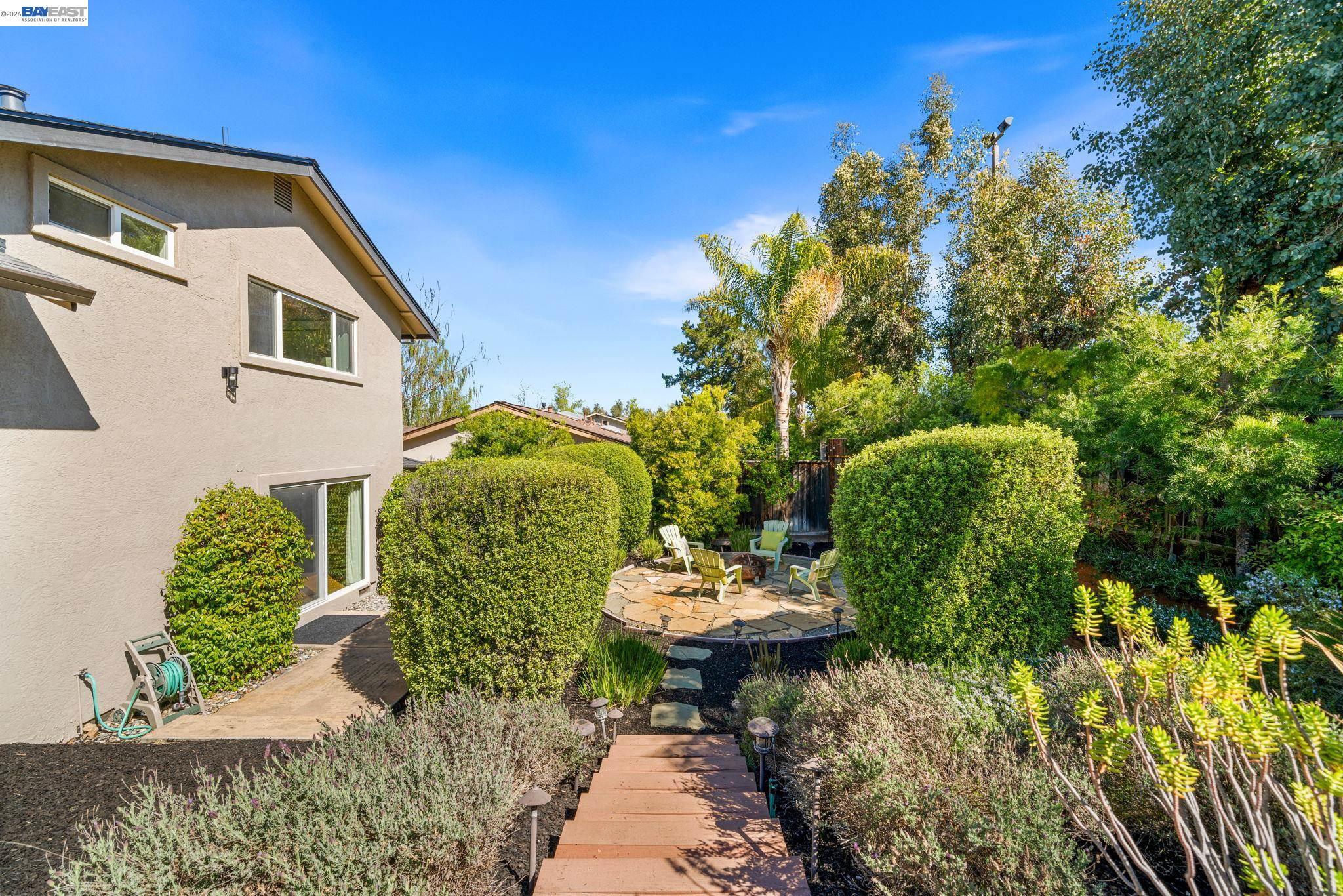 Detail Gallery Image 52 of 54 For 884 Bonita Ave, Pleasanton,  CA 94566 - 4 Beds | 2/1 Baths