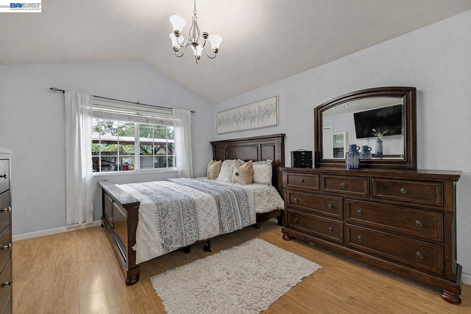 Detail Gallery Image 17 of 28 For 1615 85th Ave, Oakland,  CA 94621 - 3 Beds | 2 Baths